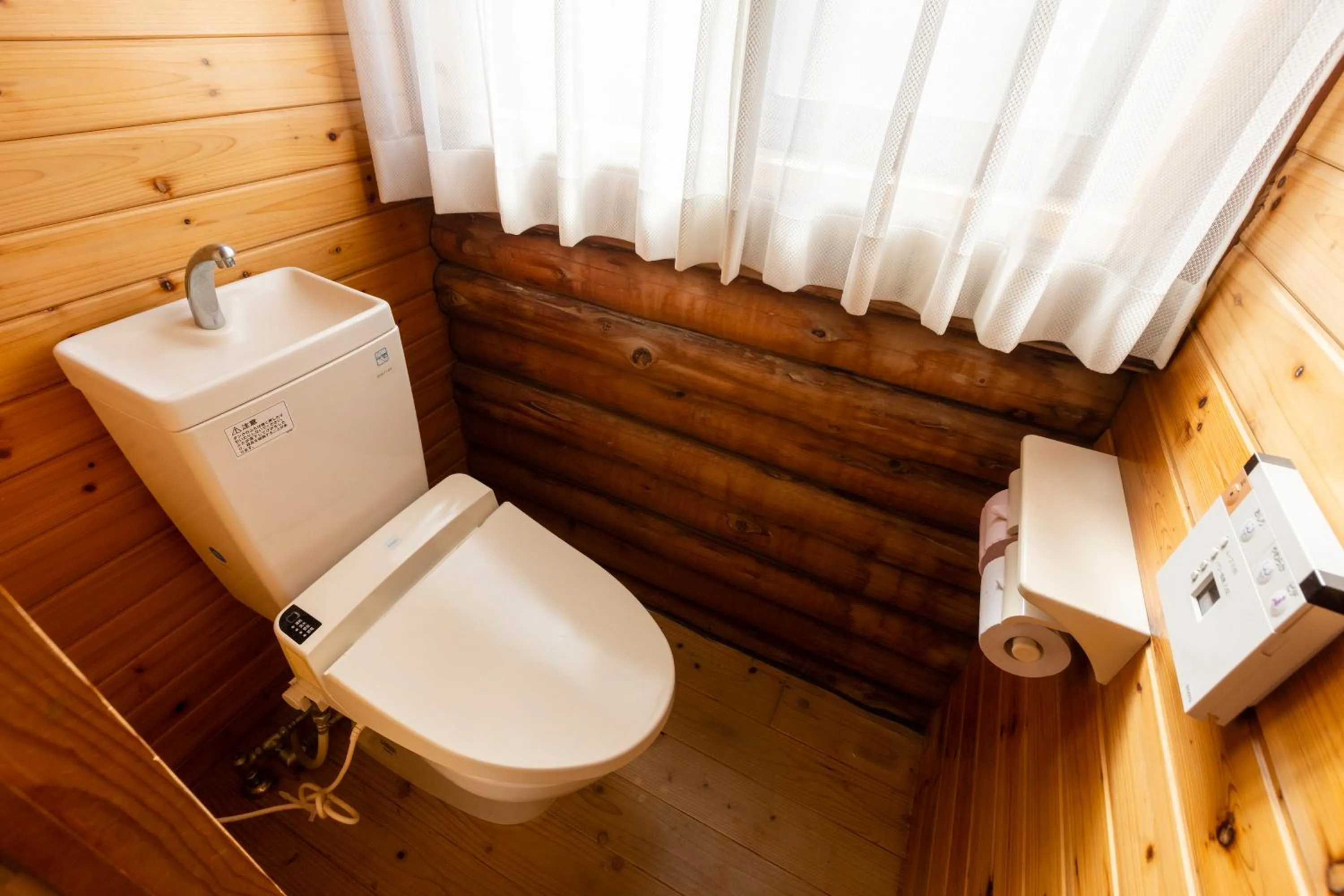 Toilet in Goto Conkana Kingdom