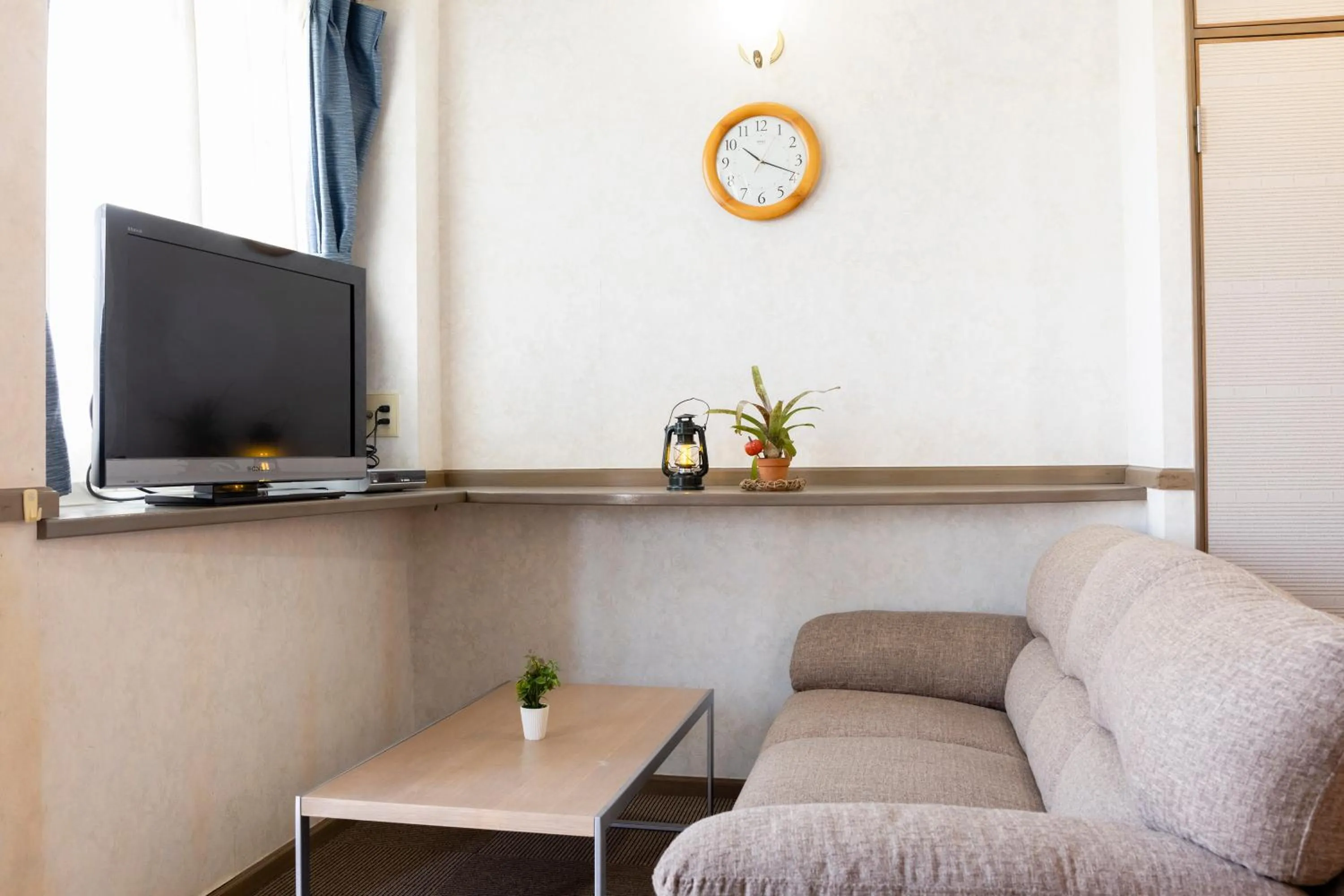 Photo of the whole room in Goto Conkana Kingdom