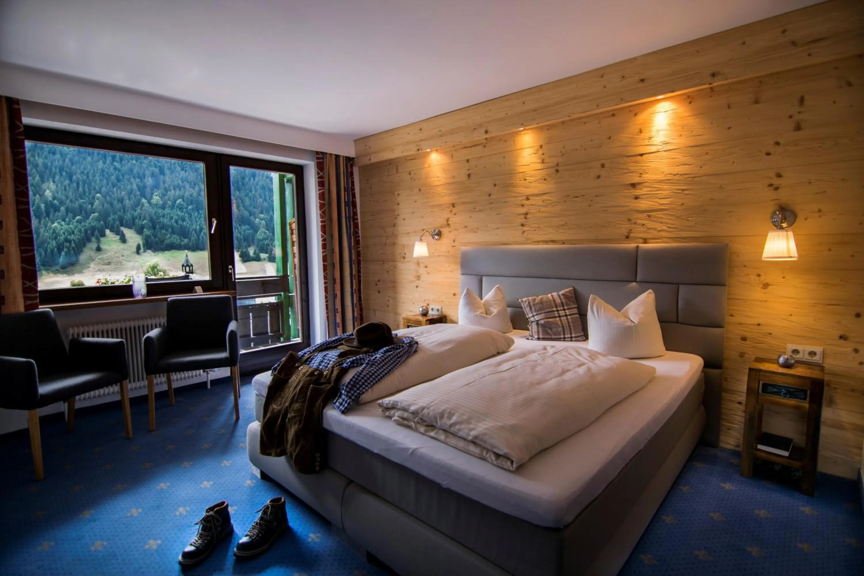 Photo of the whole room, Bed in Hotel Berghof