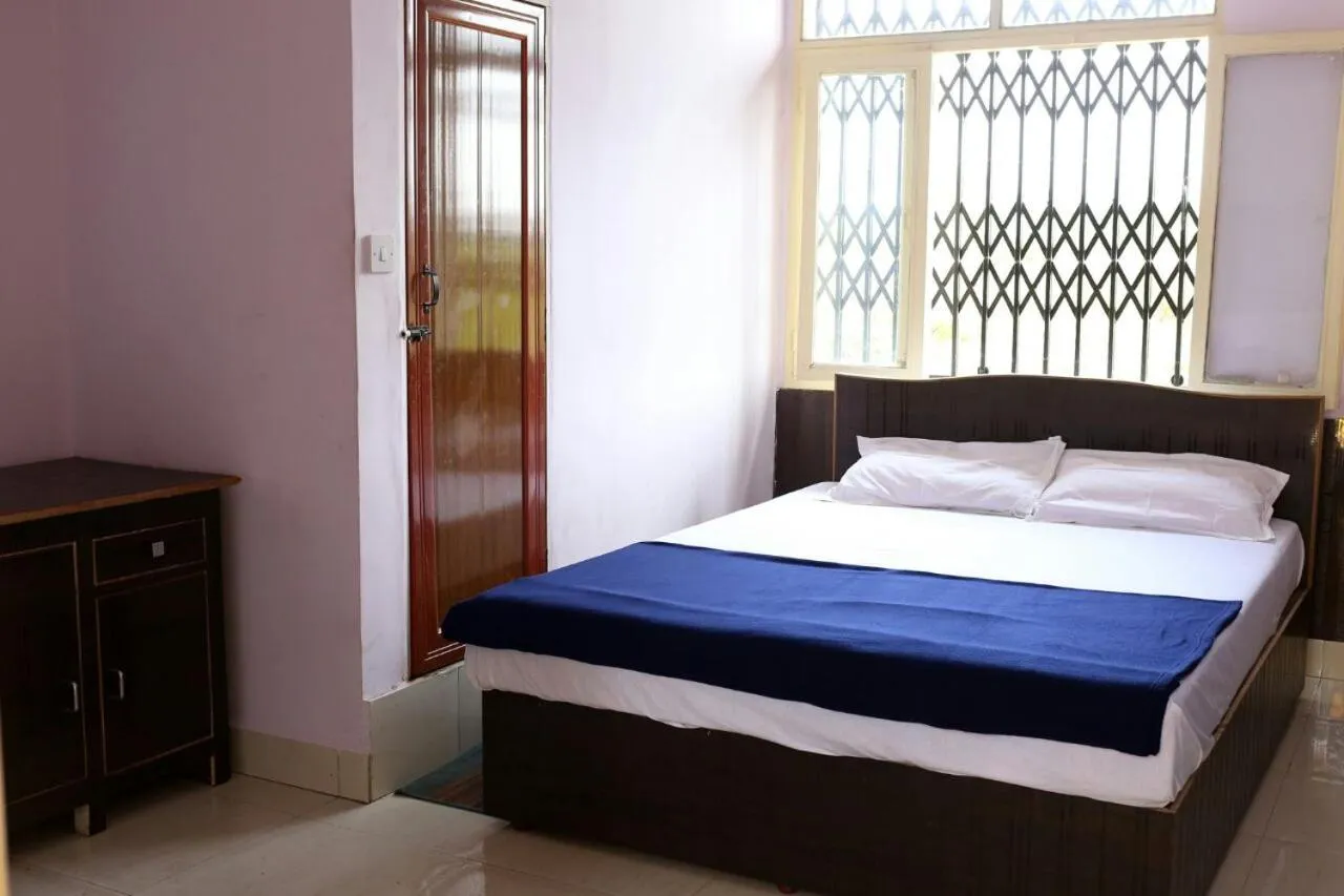 Photo of the whole room, Bed in Viva Guest House