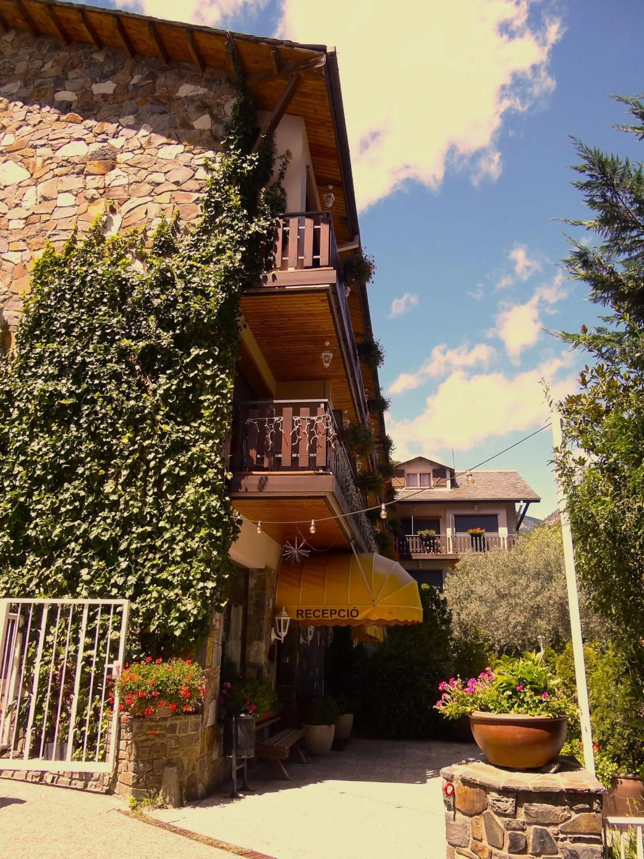 Property building in Hotel Sol-Park