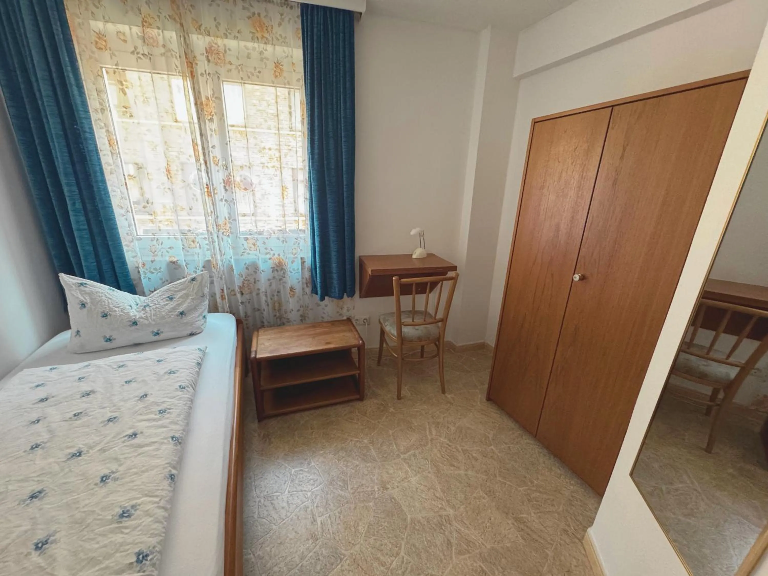 Bed in Hostel Heinzelmännchen