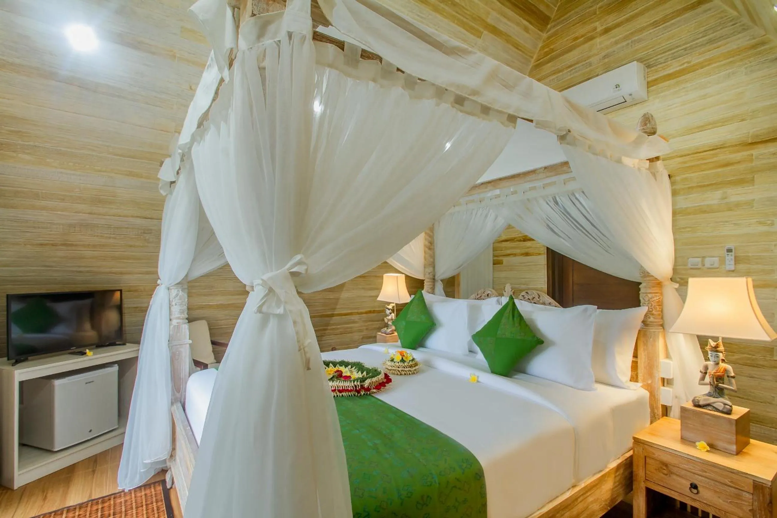 Bedroom, Bed in Tri Dewi Residence by GenuineHost