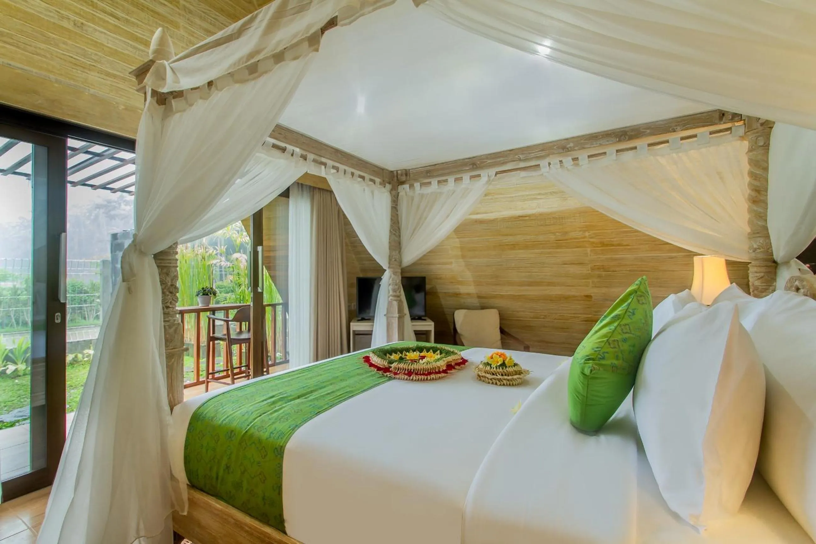 TV and multimedia, Bed in Tri Dewi Residence by GenuineHost