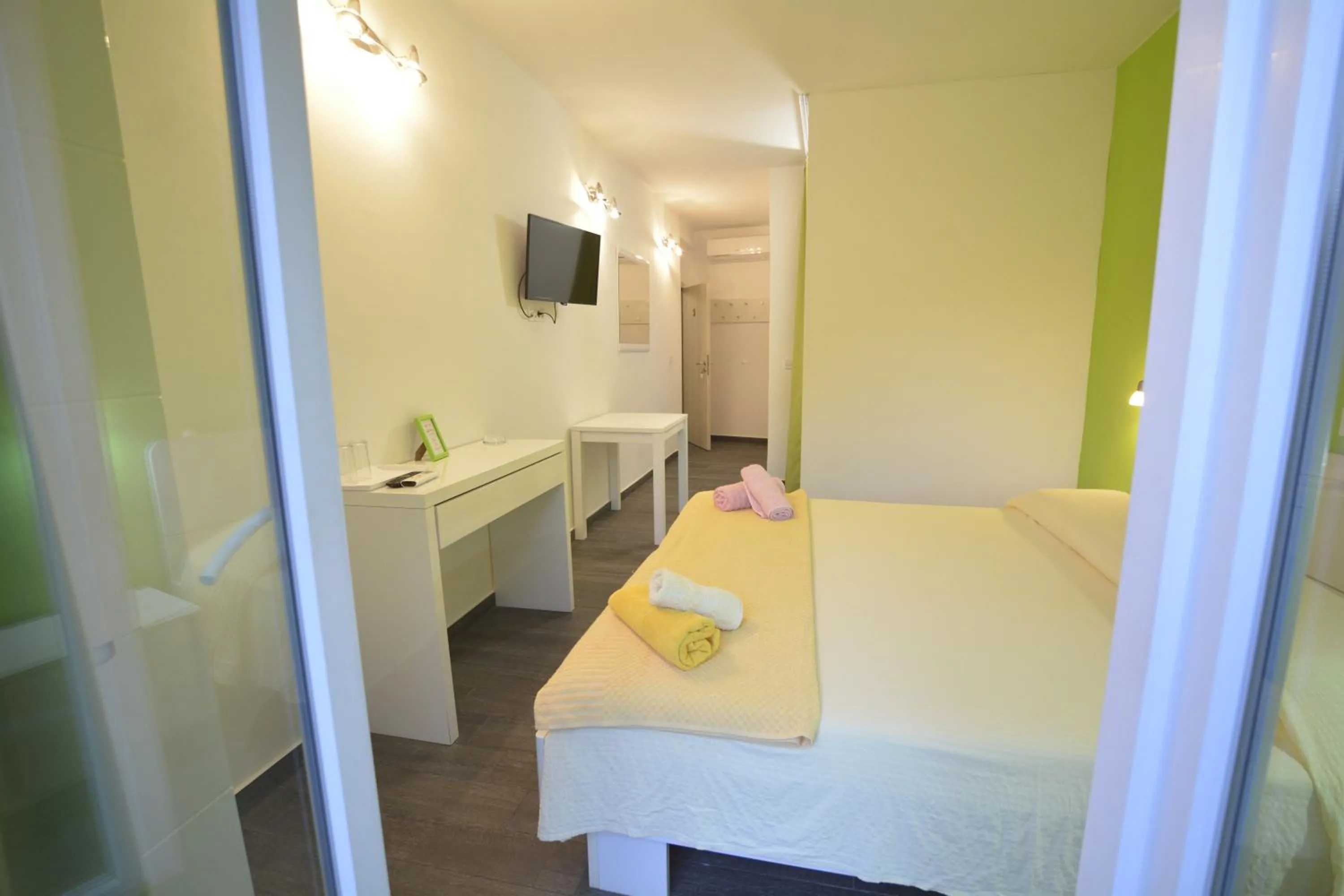 Bedroom, Bed in Villa Avantgarde