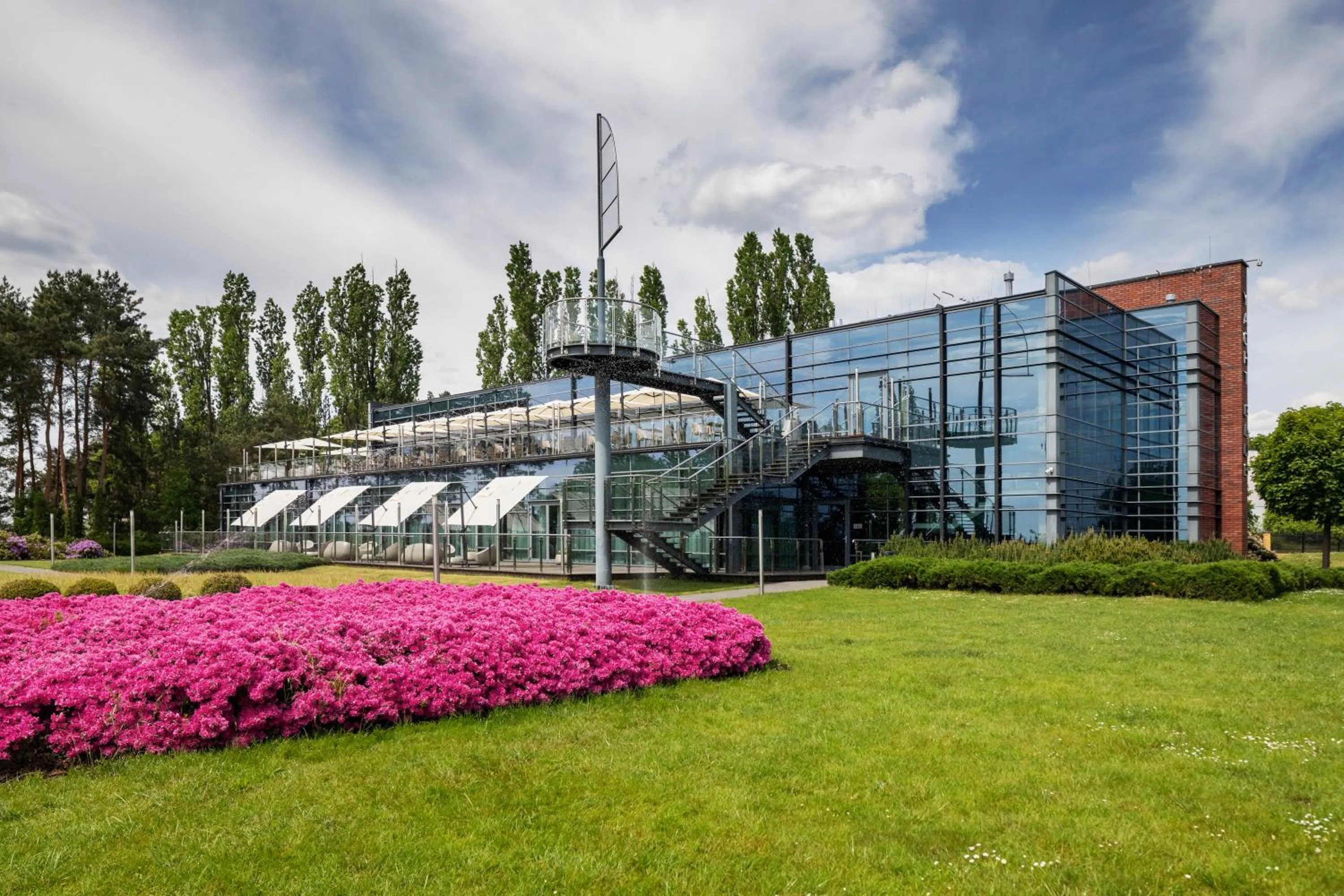 Restaurant/places to eat in Hotel Warszawianka