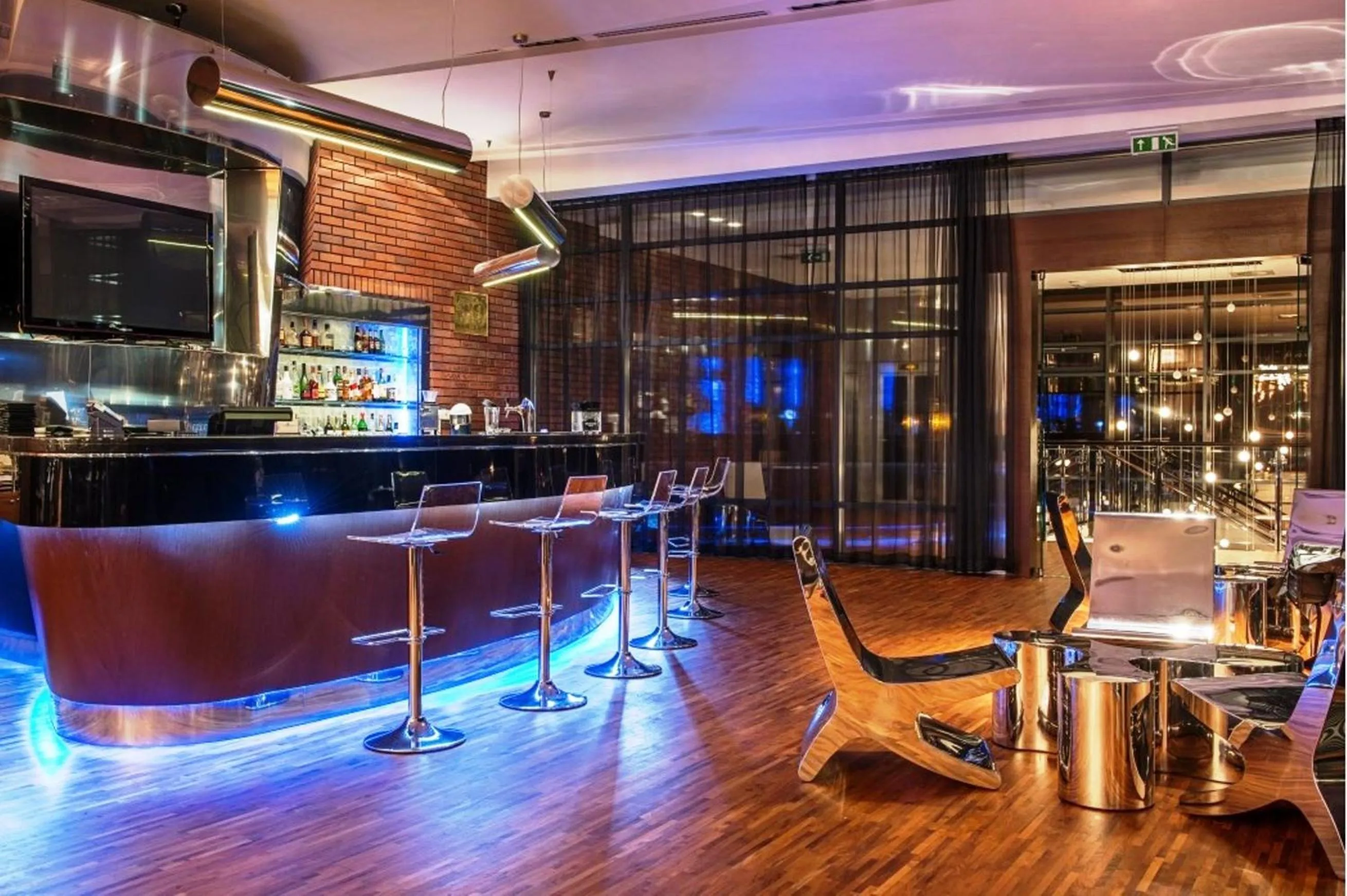 Restaurant/places to eat in Hotel Warszawianka