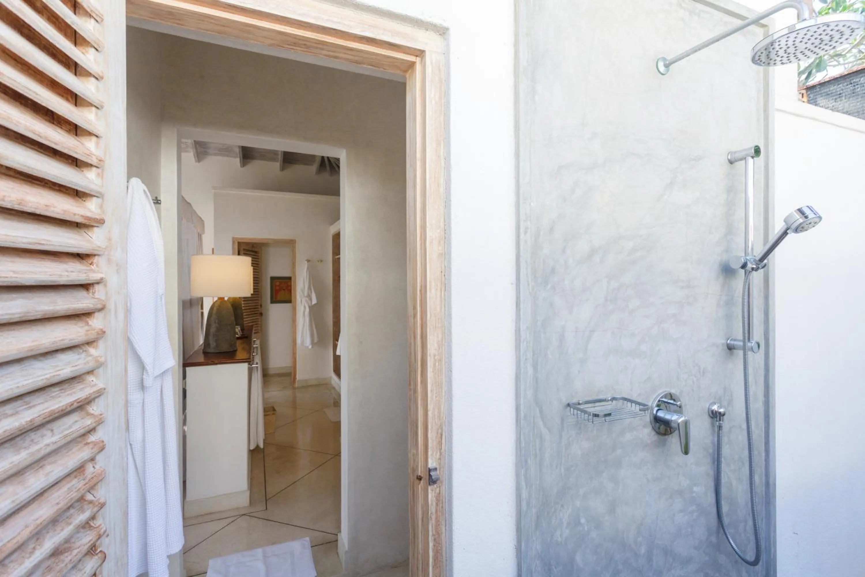Bathroom in Habaraduwa House