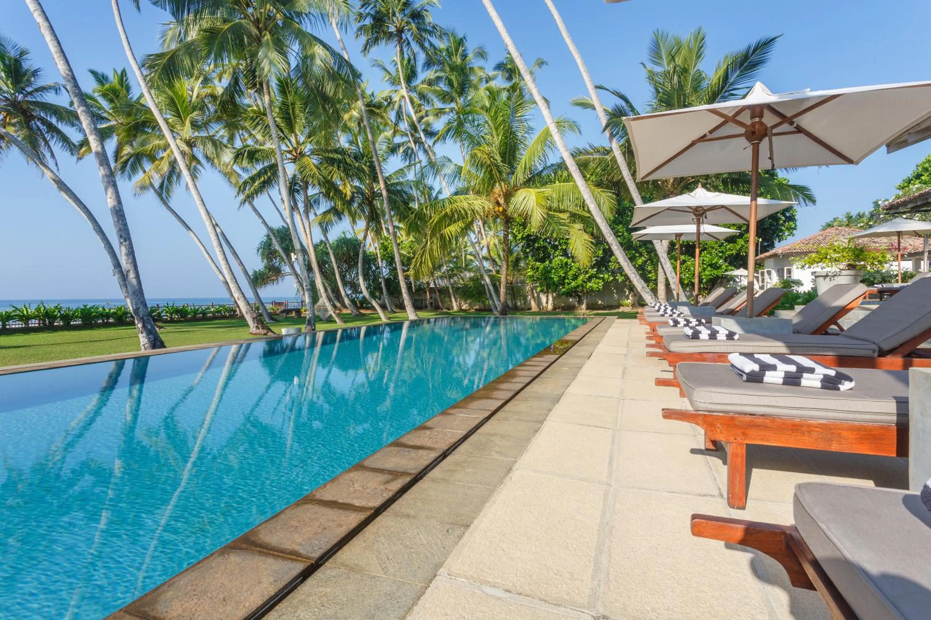 Swimming pool in Habaraduwa House