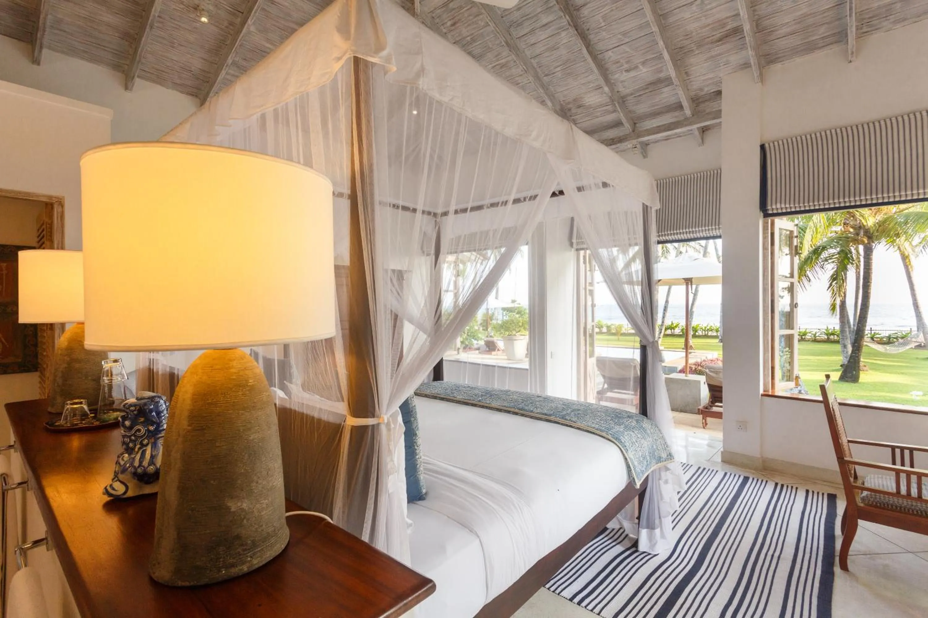 Bedroom, Bed in Habaraduwa House