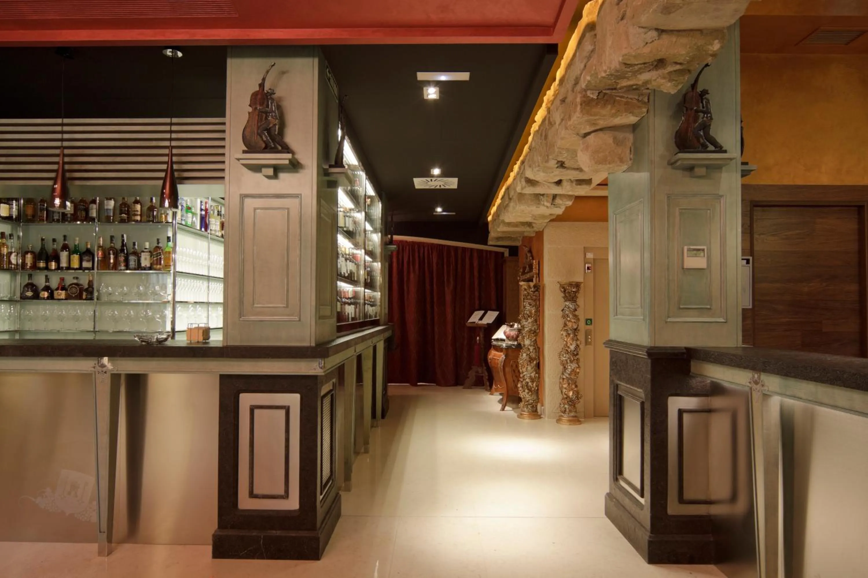 Facade/entrance in Hospederia de los Parajes