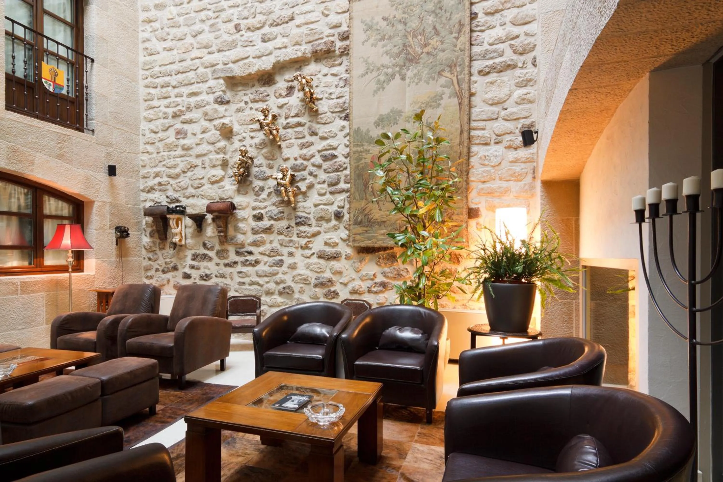 Communal lounge/ TV room in Hospederia de los Parajes