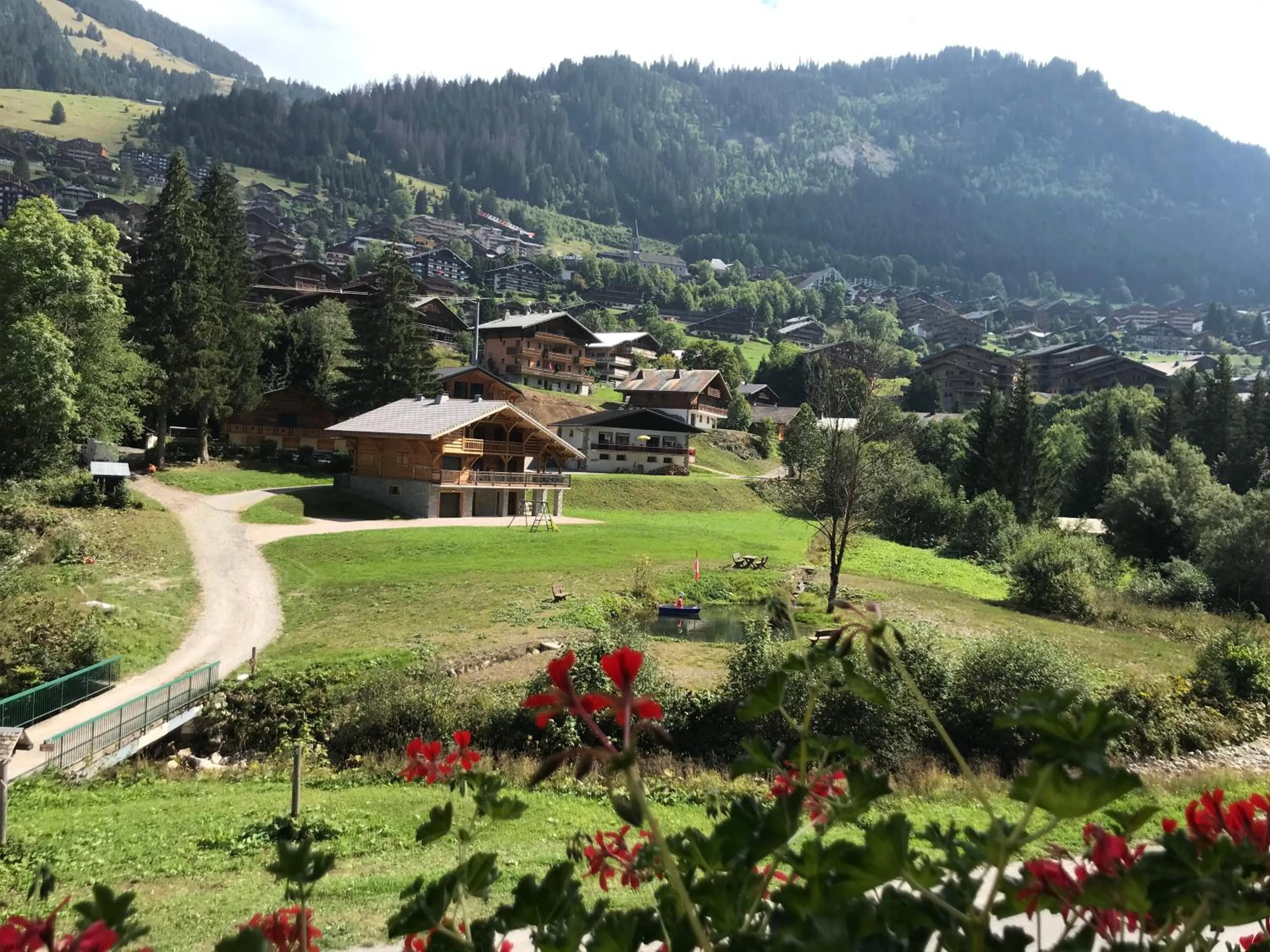 Garden view in Au Bois de Lune