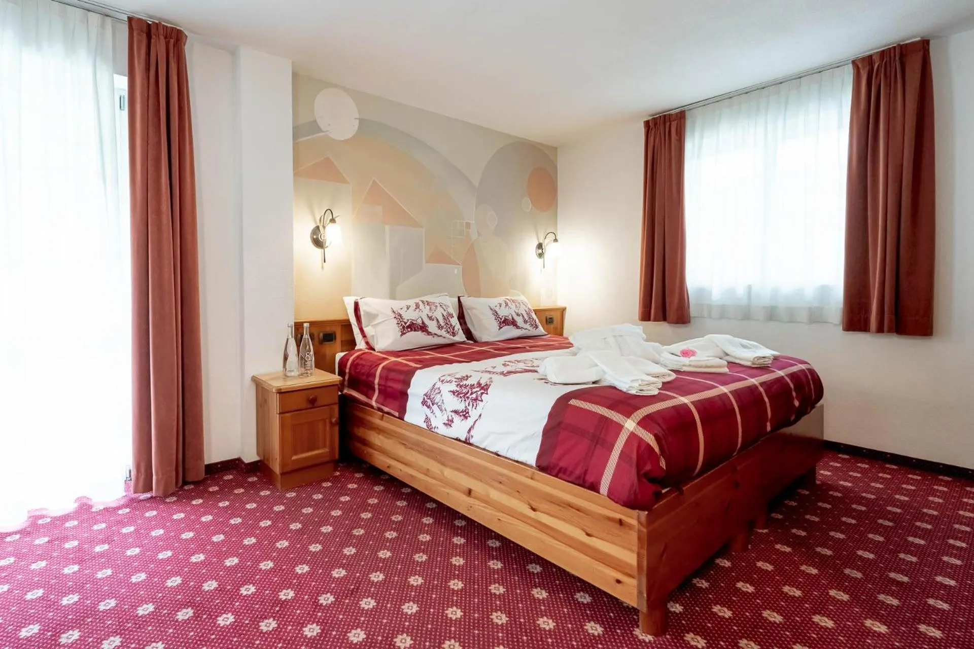 Bedroom, Bed in Hotel Dolomiti Schloss