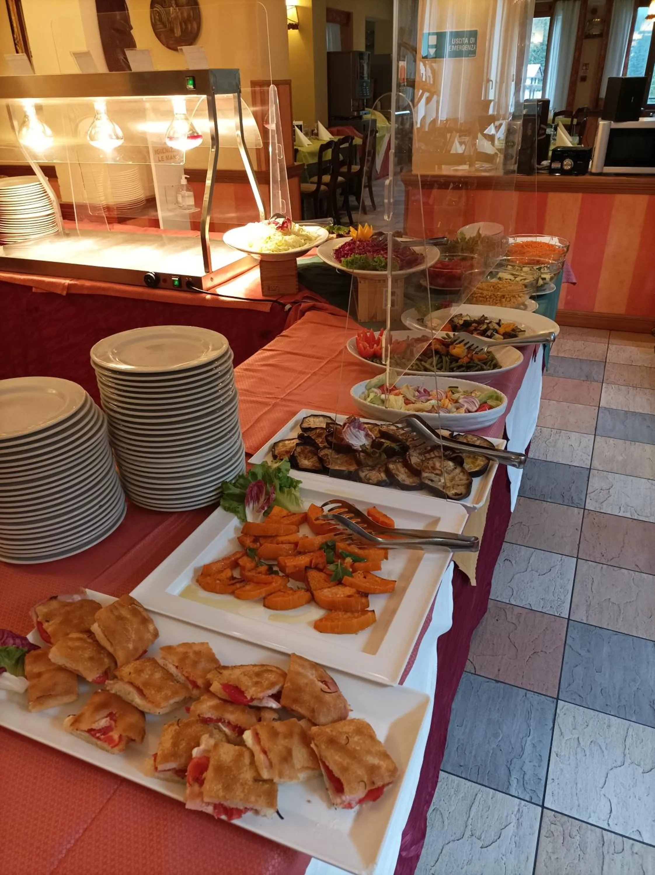 Food in IHR Hotel Villa Emma