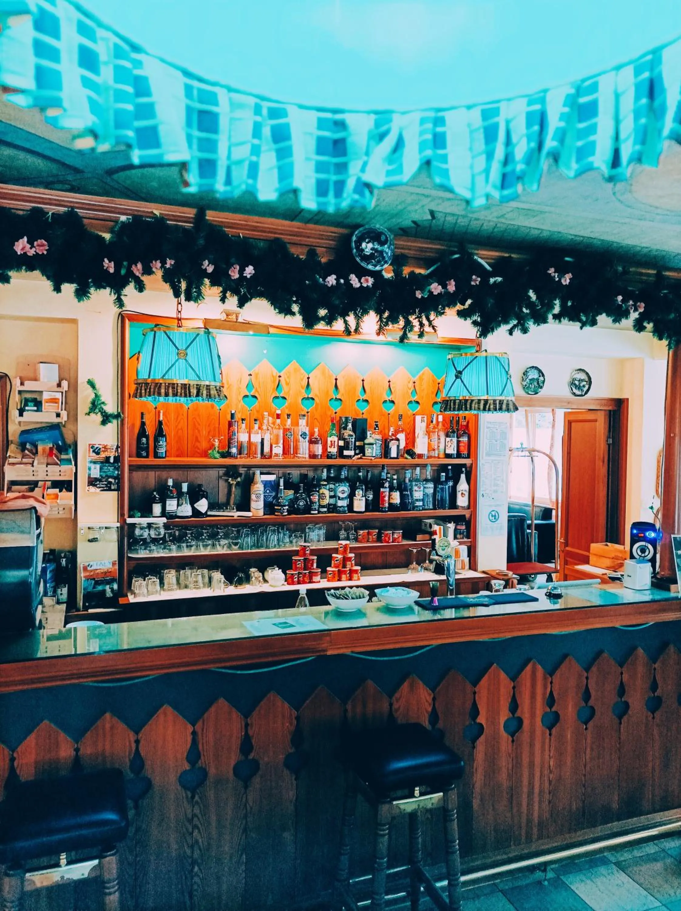 Lounge or bar in IHR Hotel Villa Emma