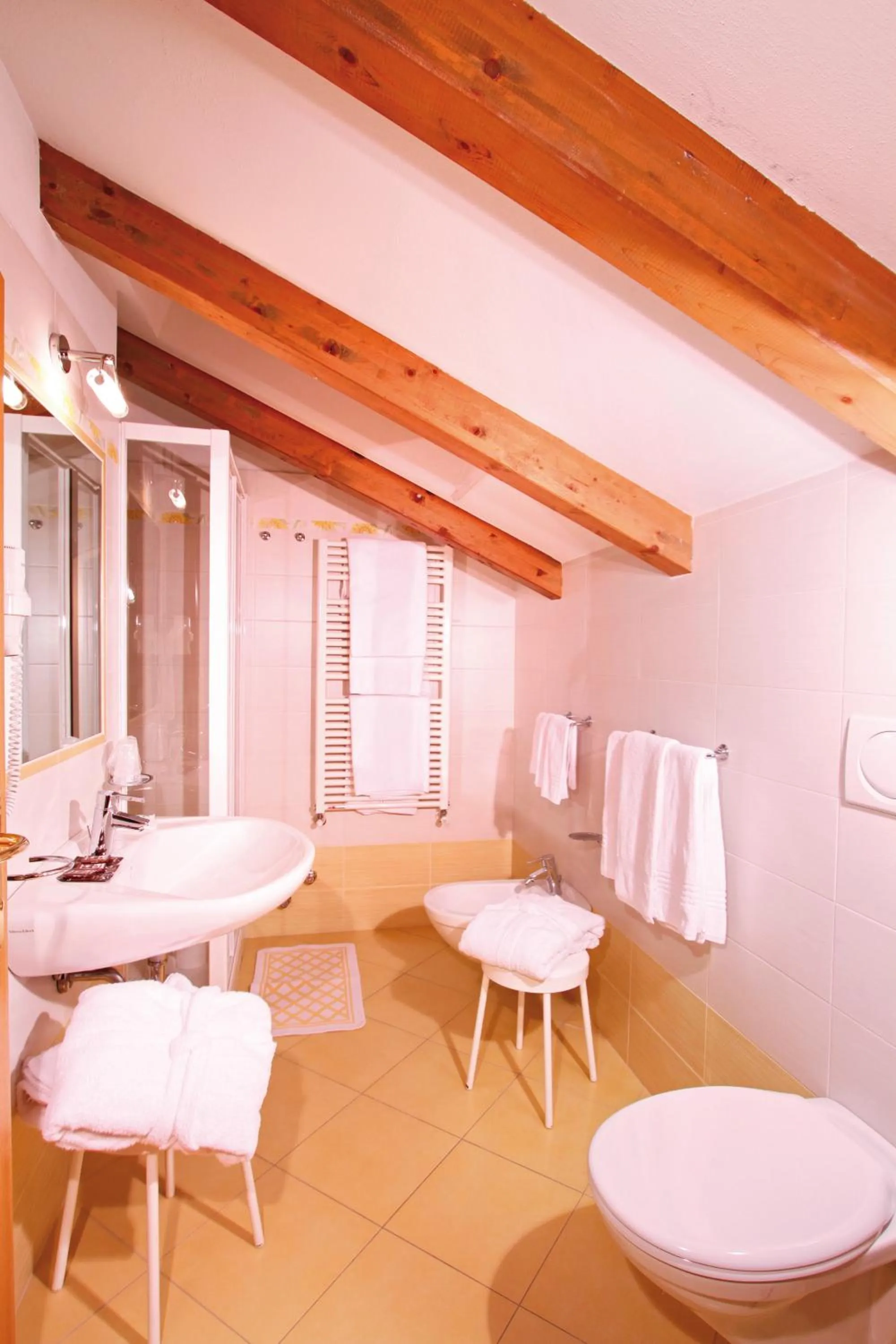 Decorative detail in Hotel Villetta Maria Cottage