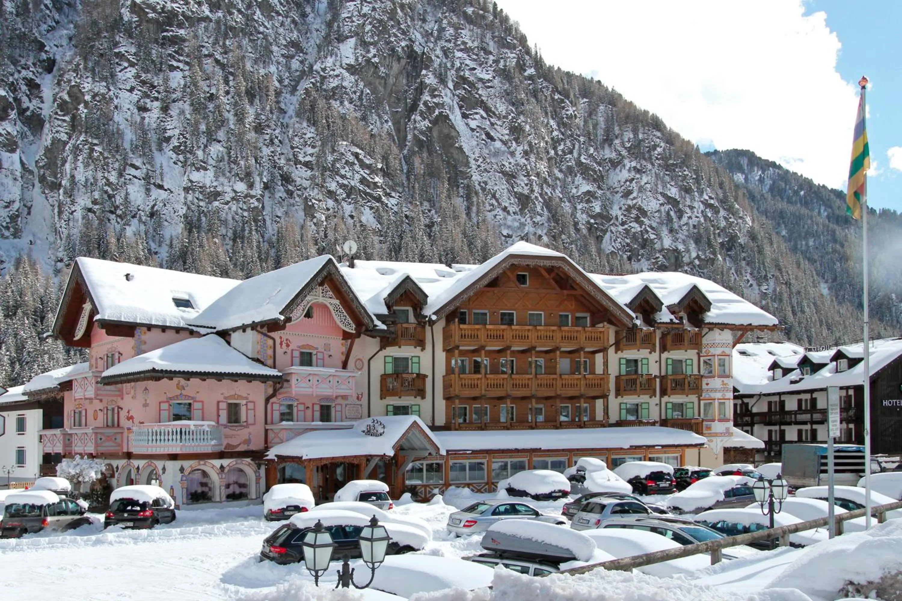 Facade/entrance in Hotel Soreghes Gran Chalet