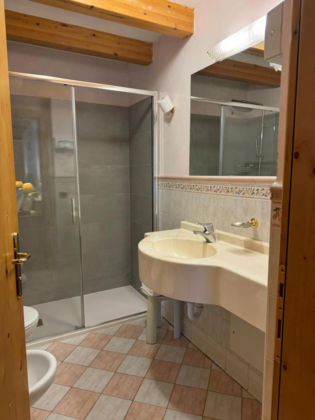 Bathroom in Hotel Soreghes Gran Chalet