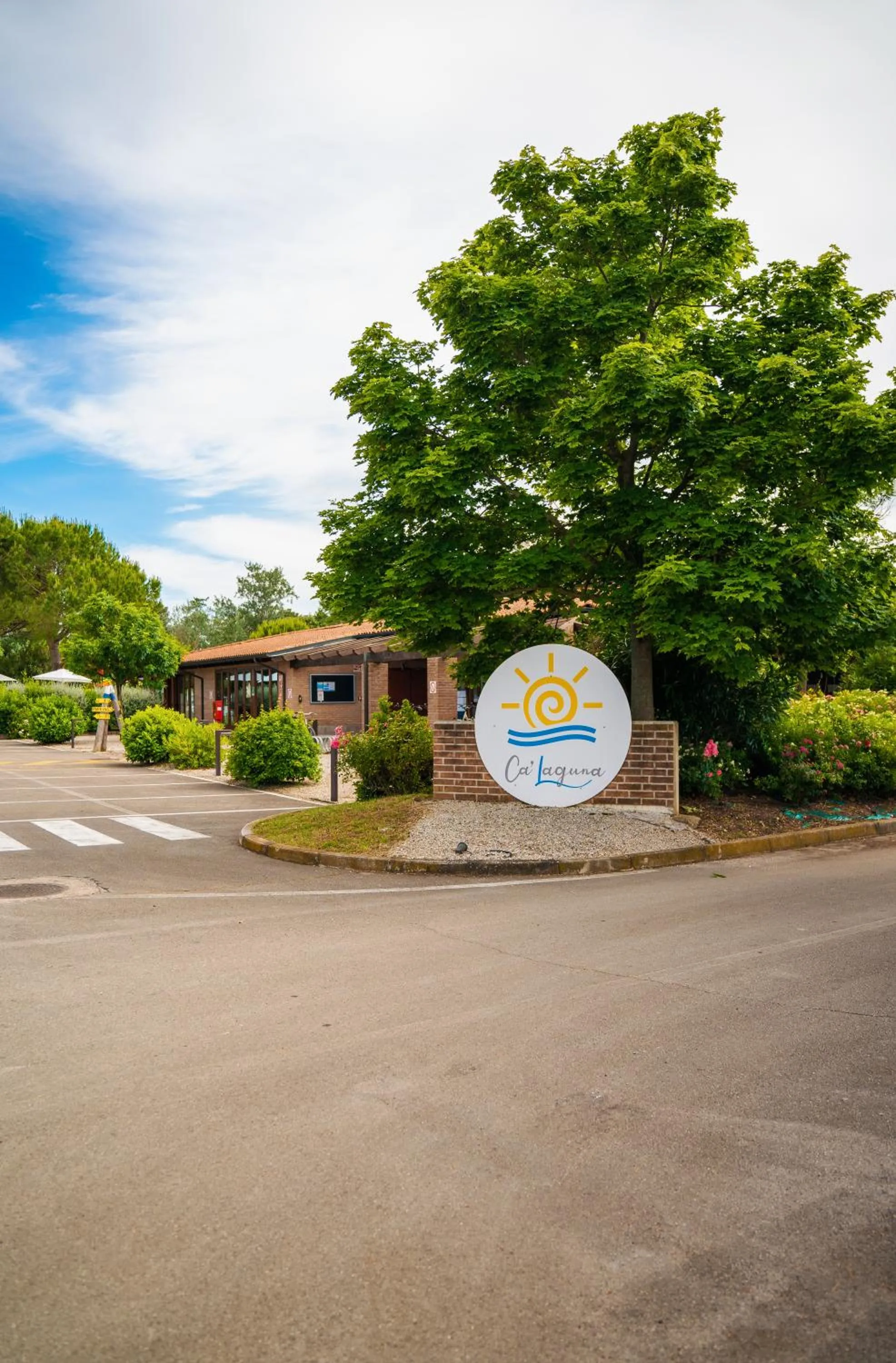 Property building in Villaggio Ca' Laguna