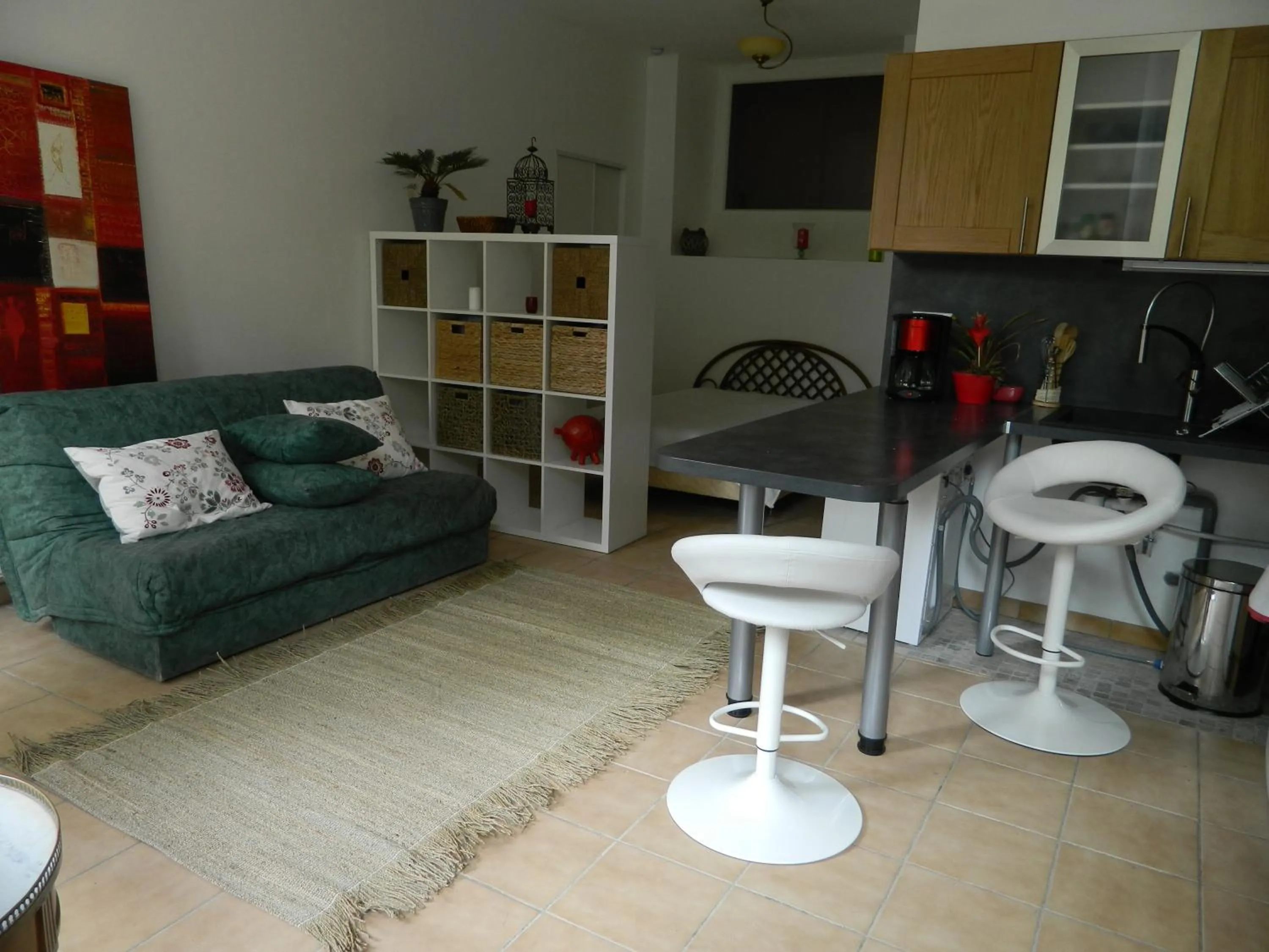 Decorative detail in Gite de l'école