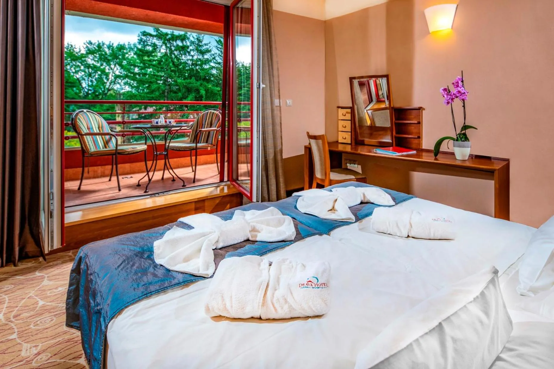 Bed in Dráva Hotel Thermal Resort