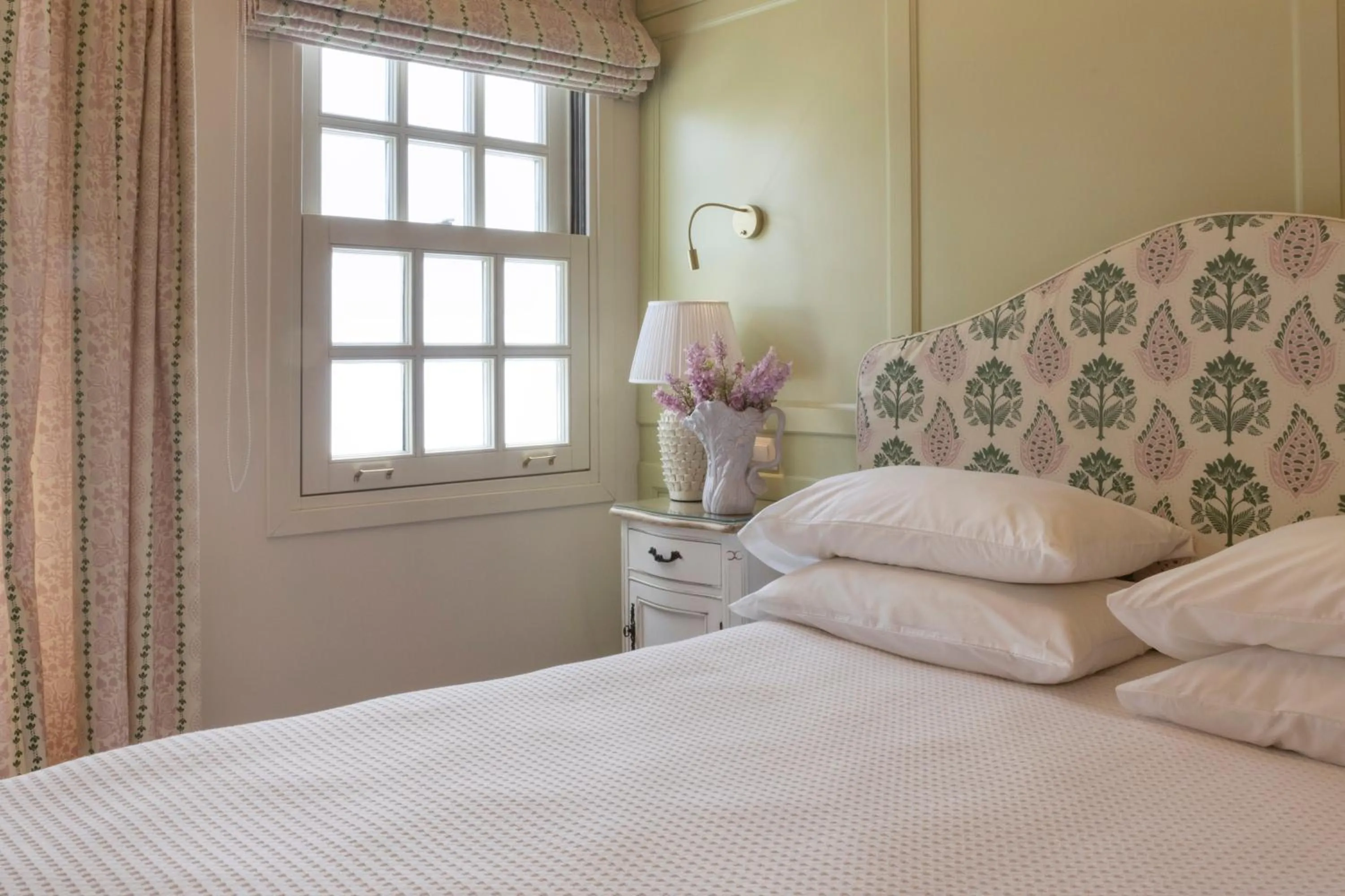 Bedroom, Bed in Despotiko Hotel