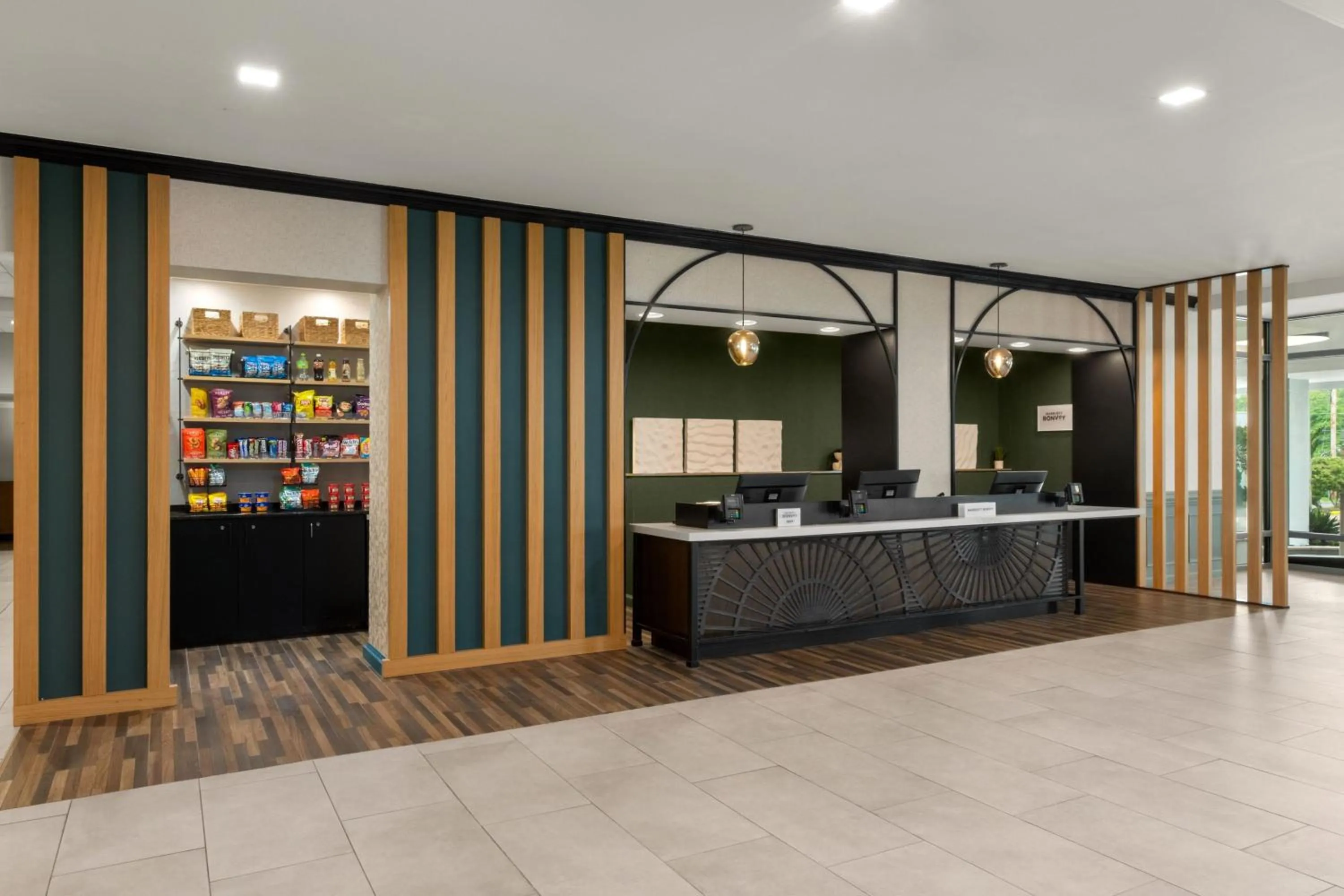 Lobby or reception in Sheraton Oceanfront Hotel