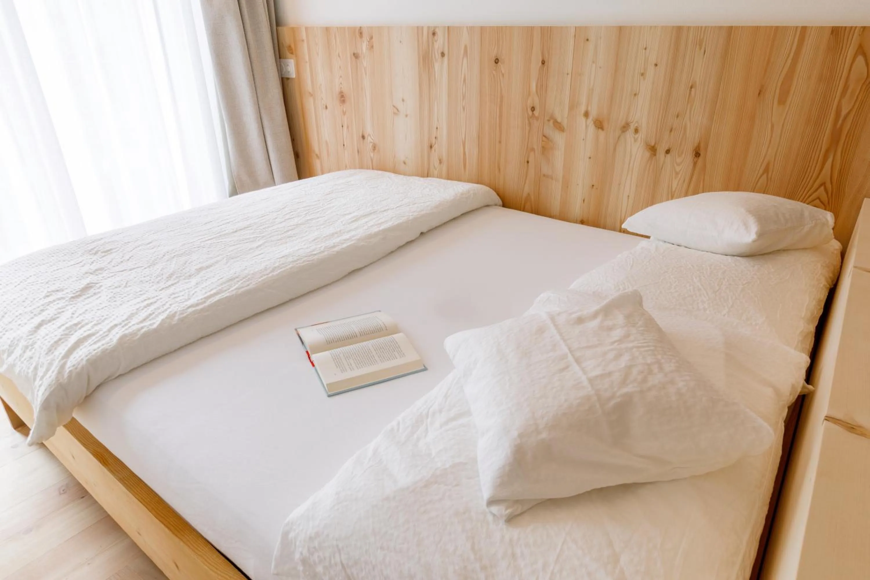 Bedroom, Bed in Hotel & SPA Croce Bianca