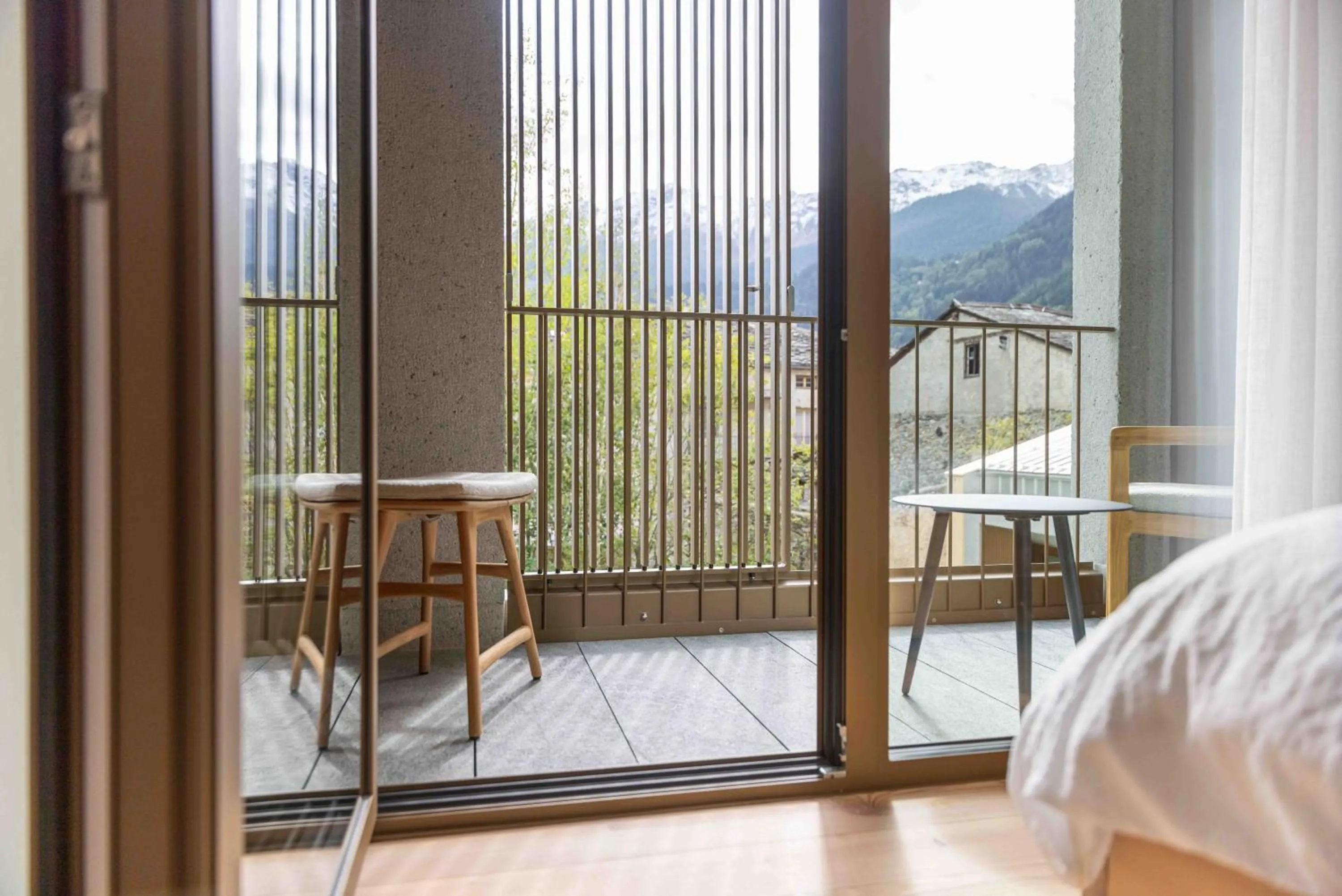 Balcony/Terrace, Bed in Hotel & SPA Croce Bianca