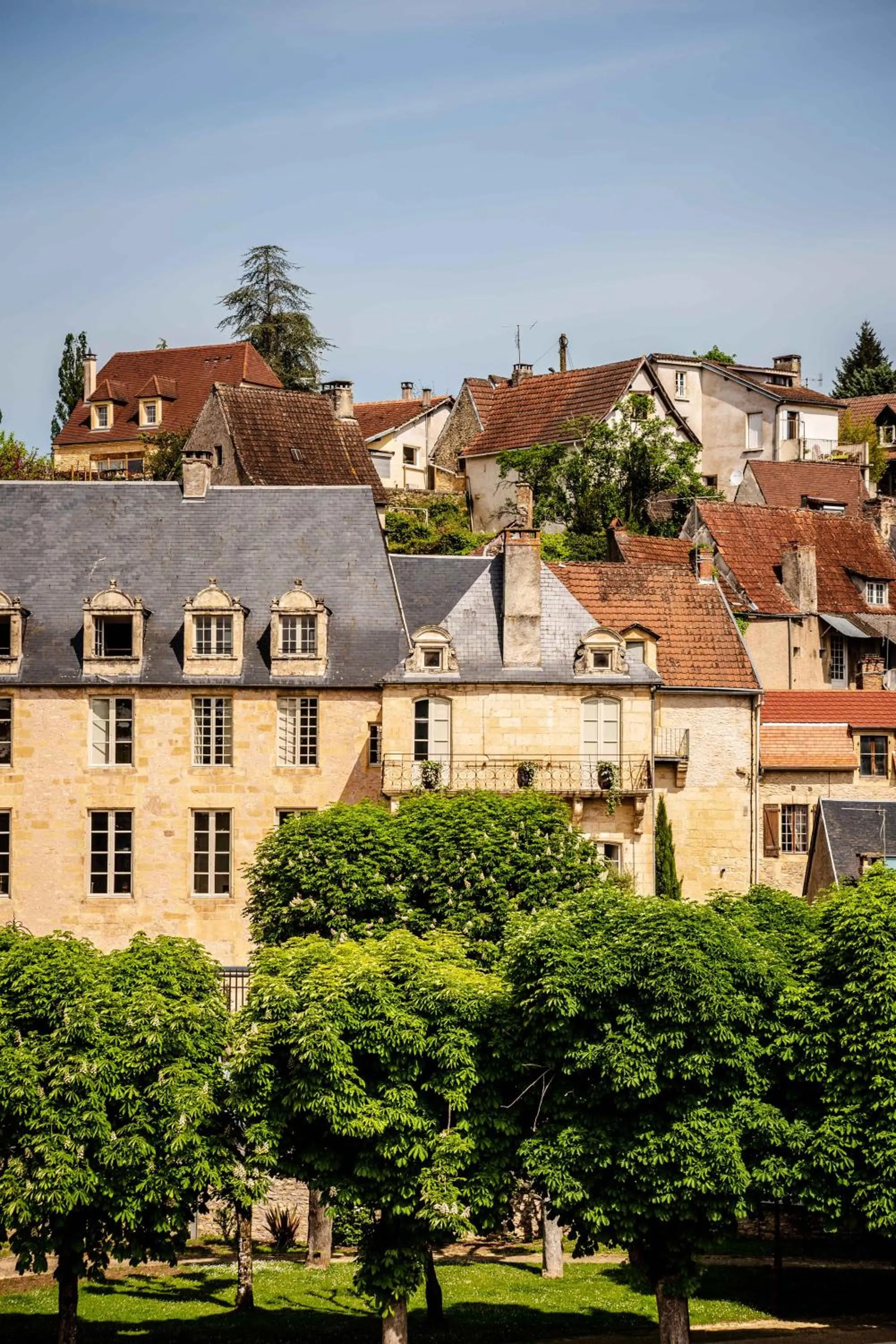Property building in Hôtel de Bouilhac