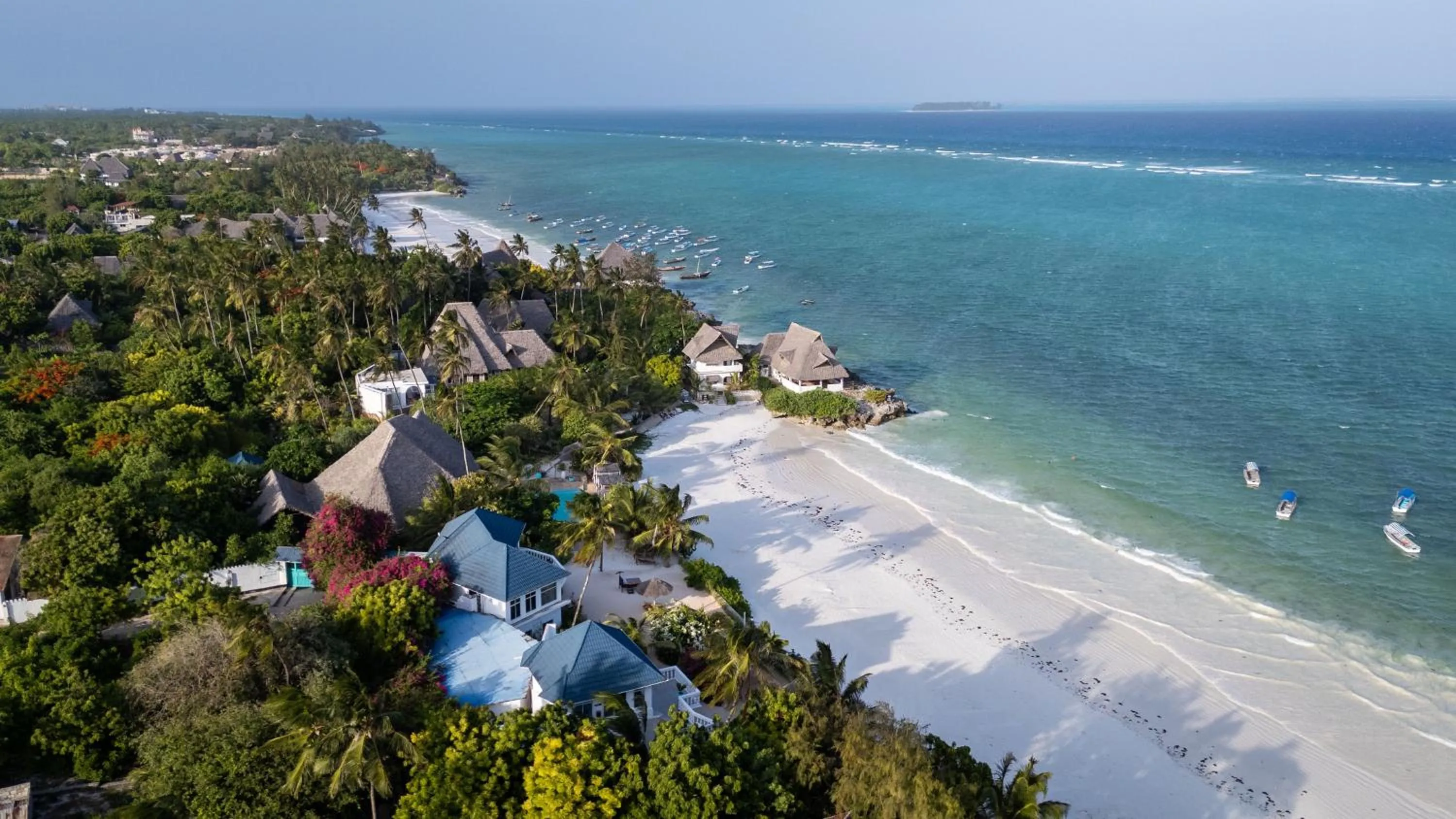 Property building in Jafferji Beach Retreat