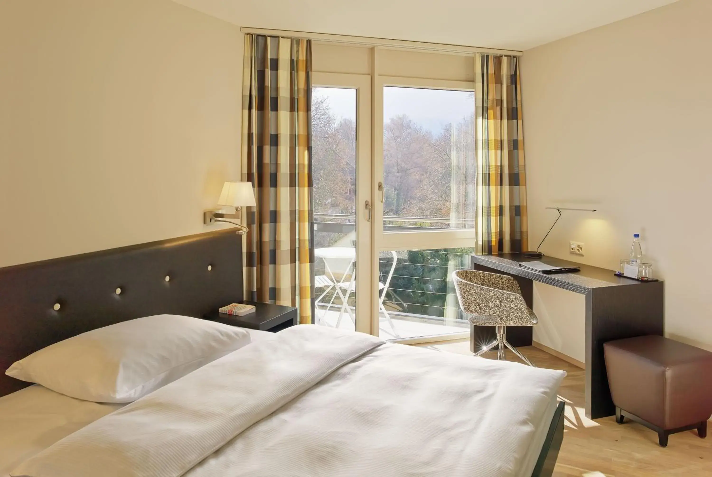 Double Room in Hotel Seepark Thun Double Room in Hotel Seepark Thun
