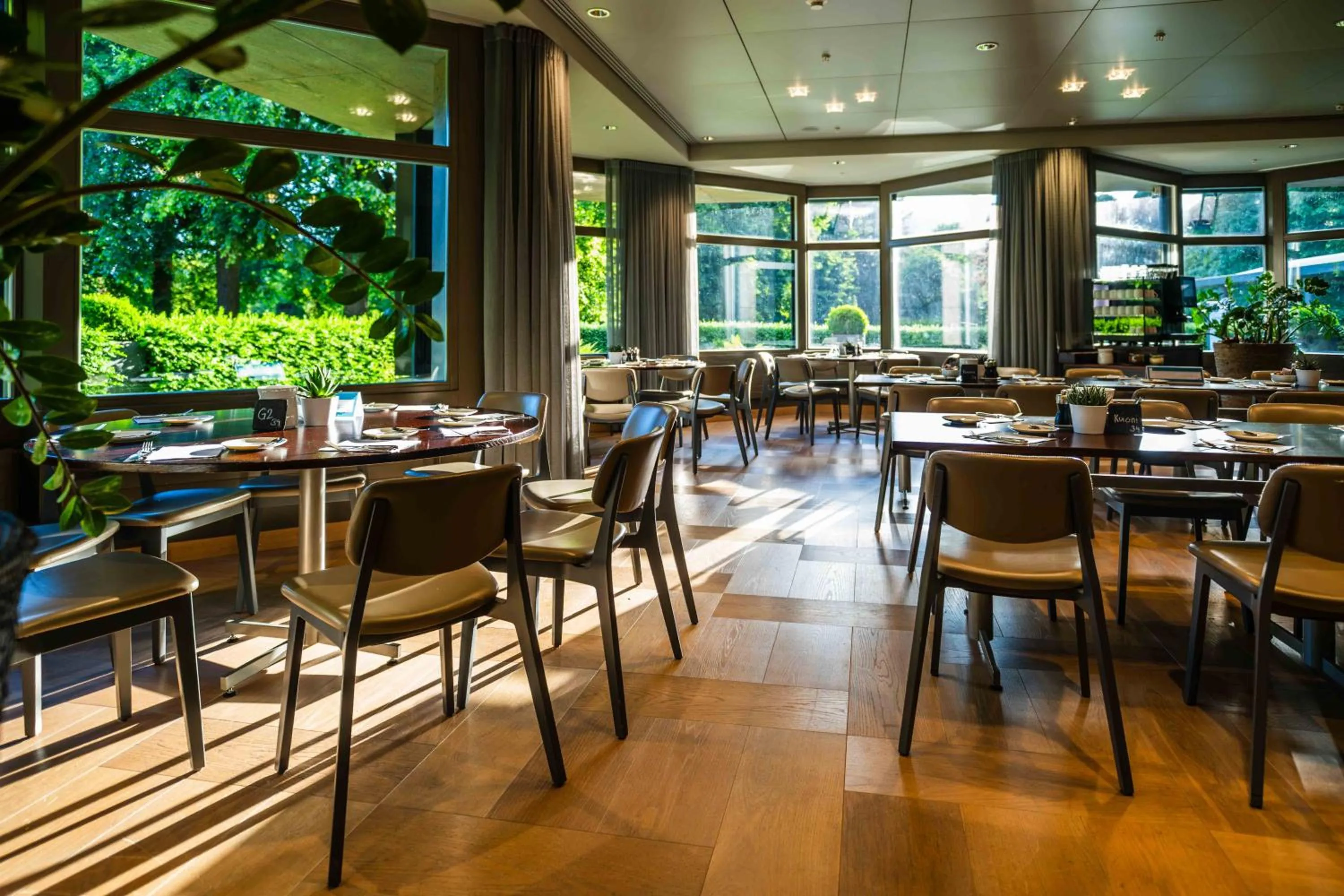 Breakfast in Hotel Seepark Thun