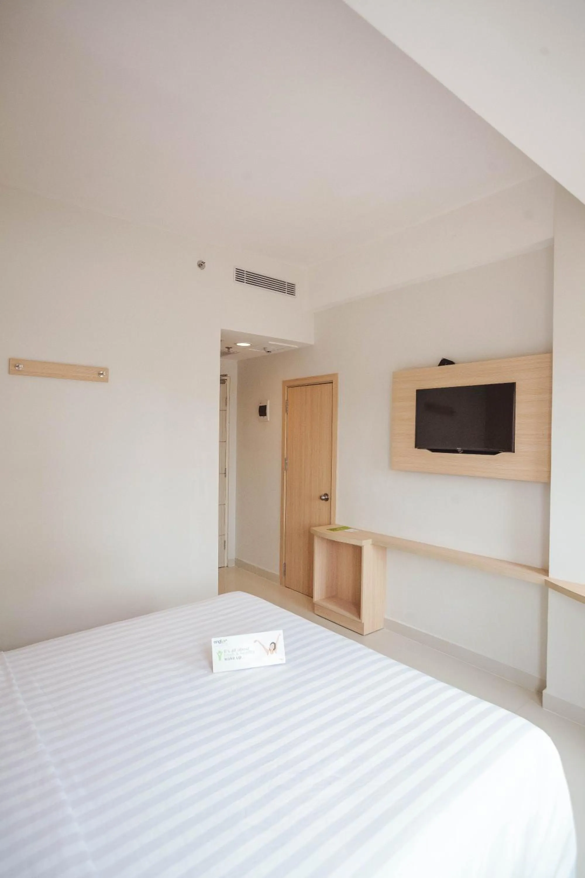 Bed in Whiz Prime Hotel Sudirman Makassar