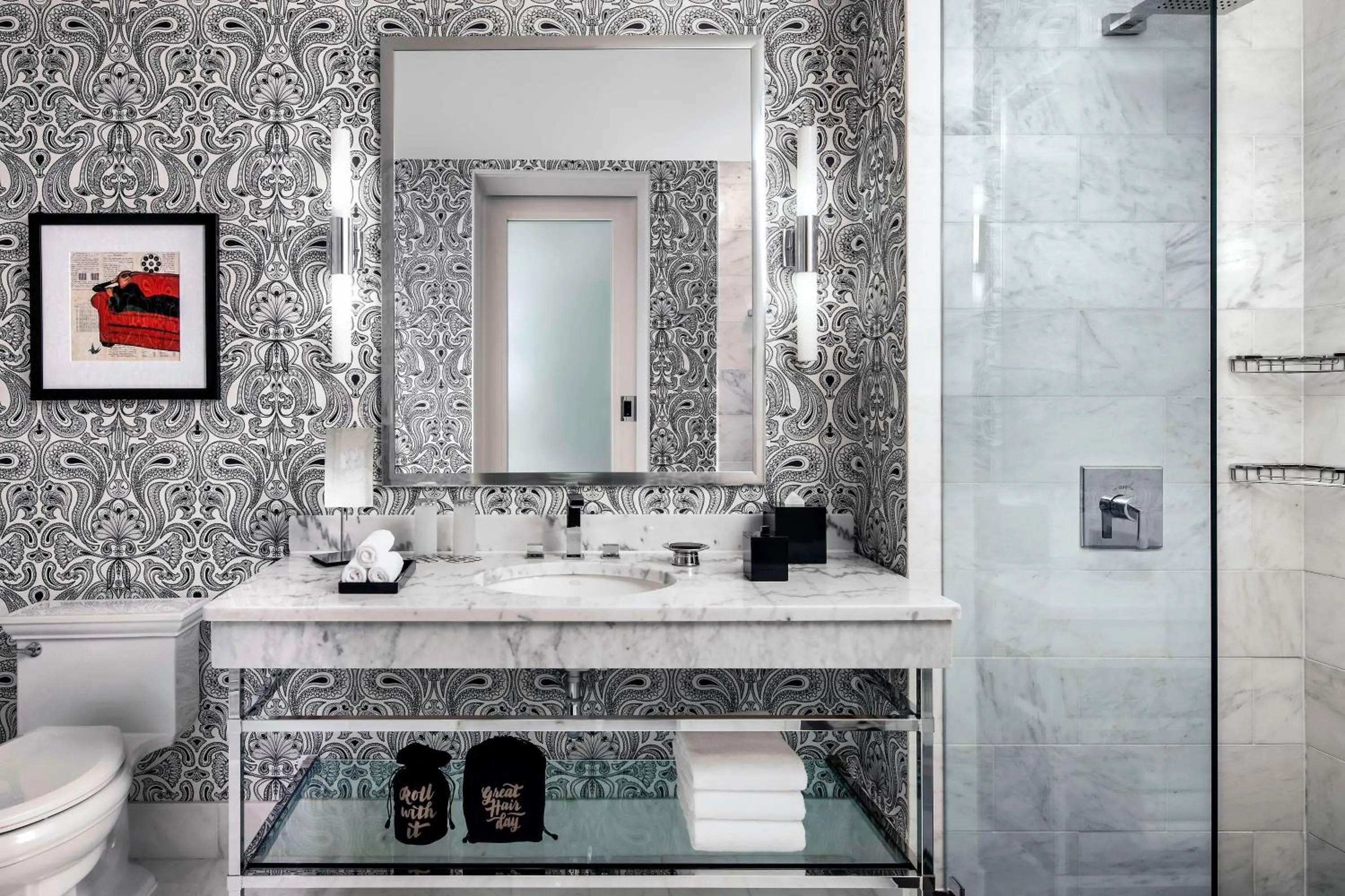 Bathroom in The Blackstone, Autograph Collection