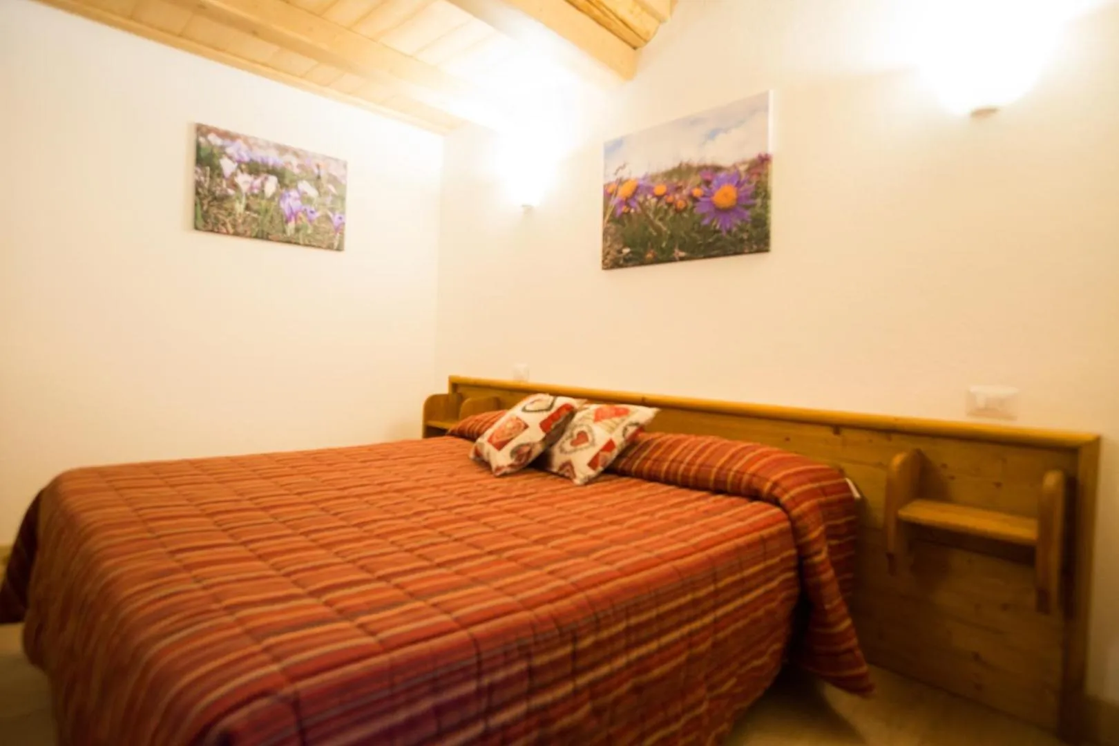 Bed in Hotel Restaurant La Barme