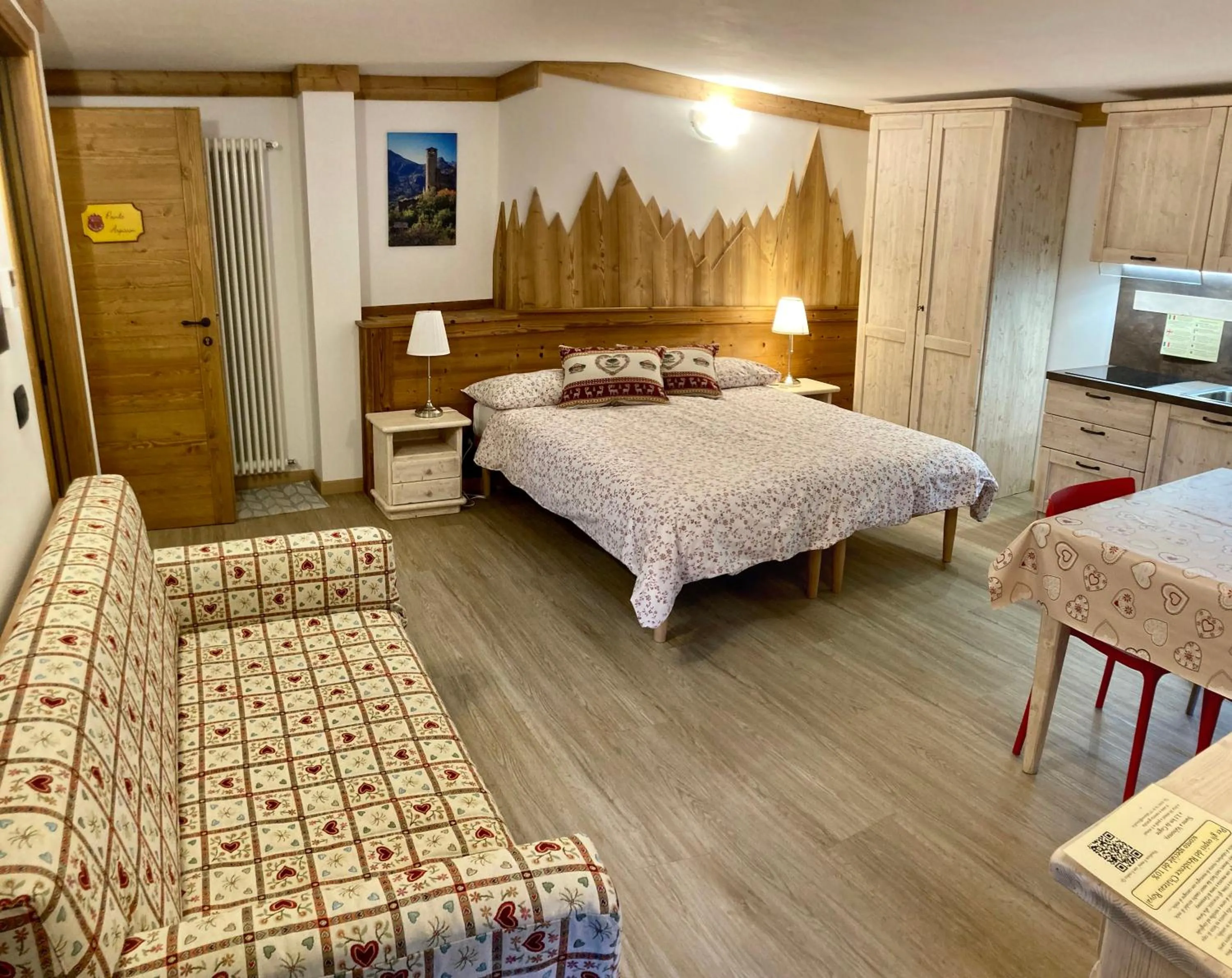 Night, Bed in Résidence Château Royal