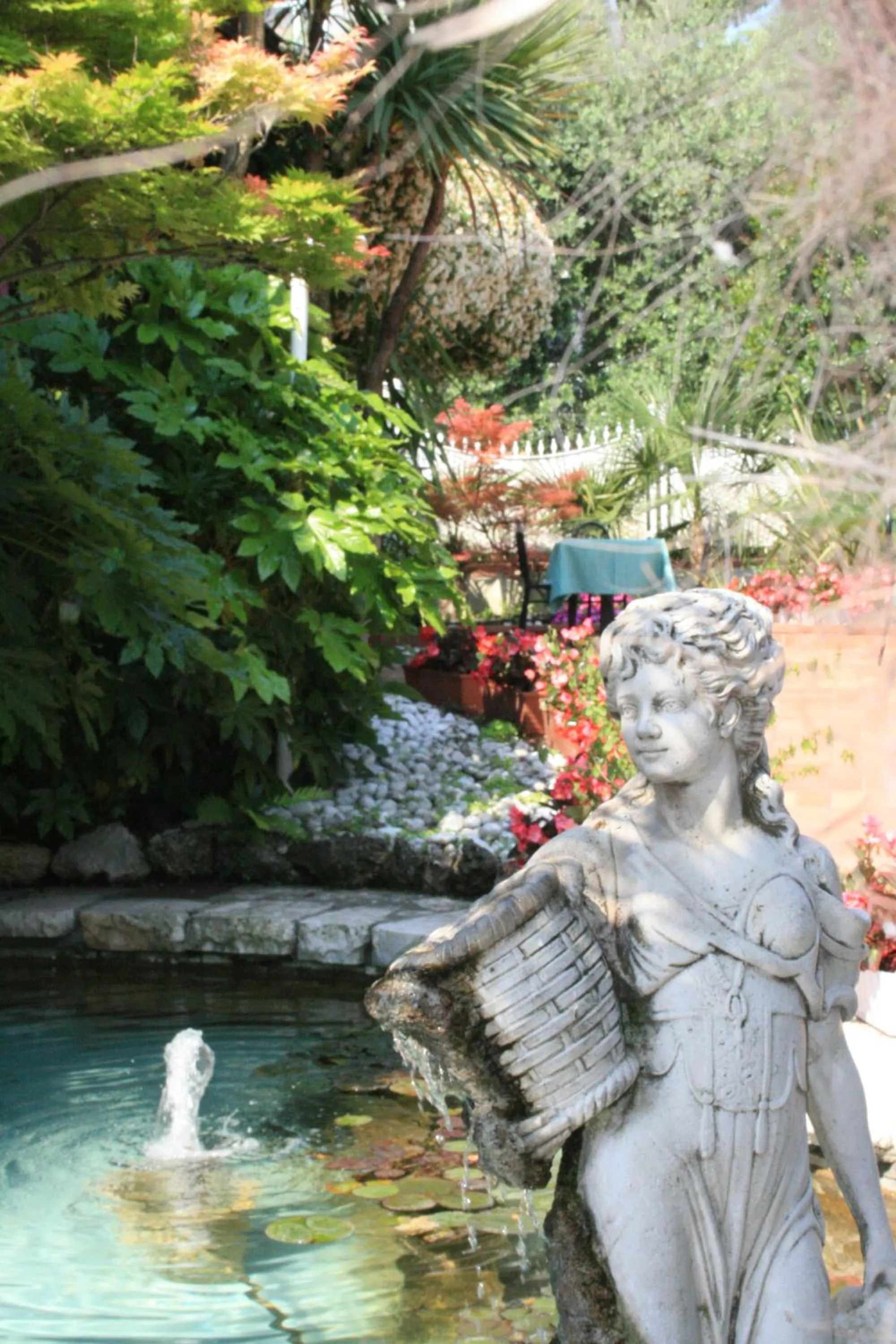 Property building in HOTEL Villa Lilla