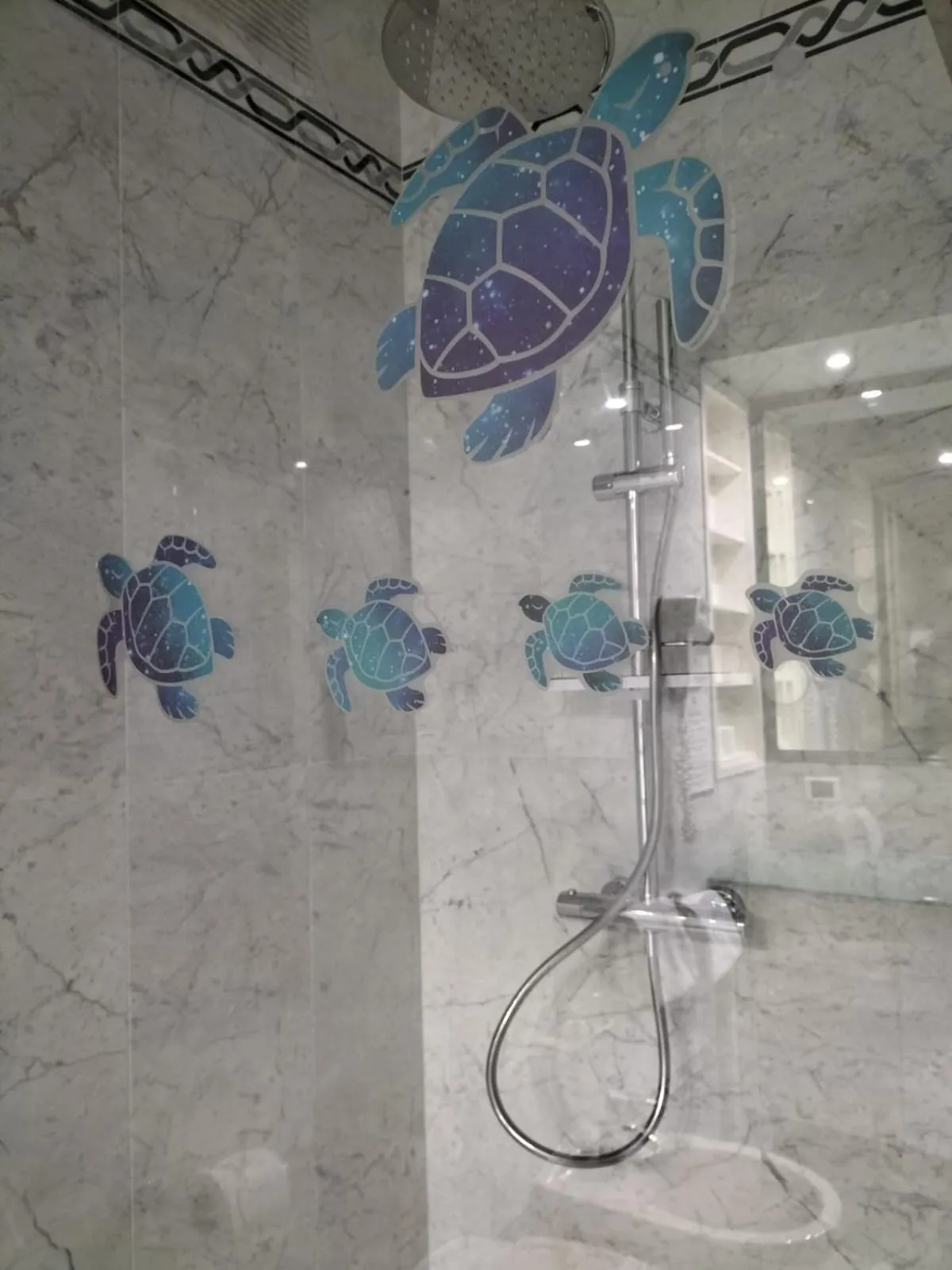 Shower in HOTEL Villa Lilla