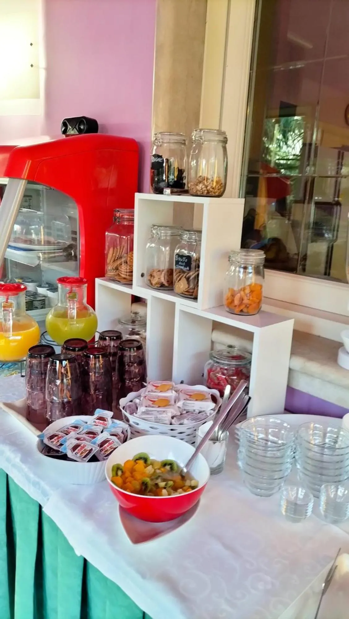 Breakfast in HOTEL Villa Lilla