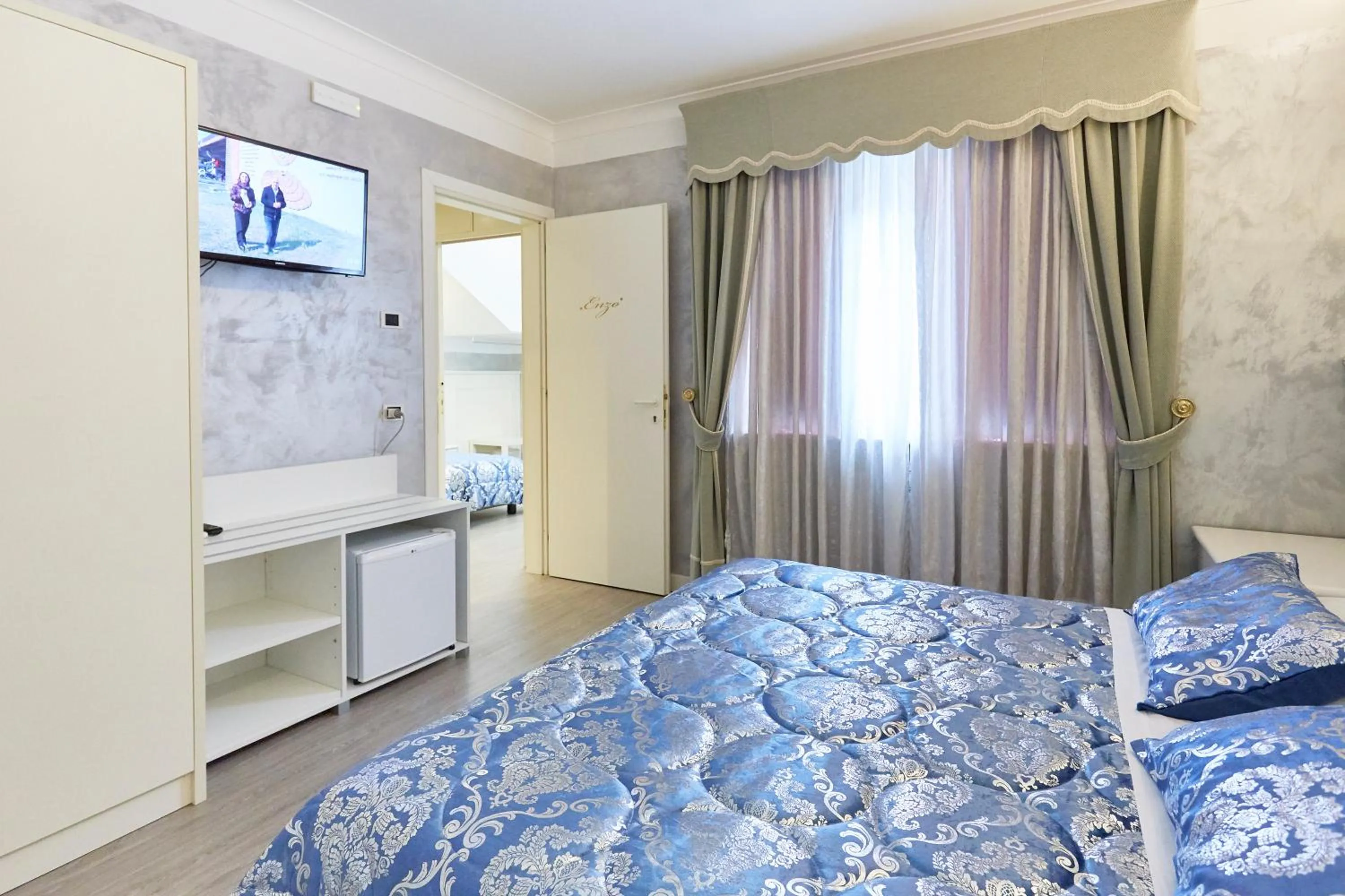 Photo of the whole room, Bed in HOTEL Villa Lilla