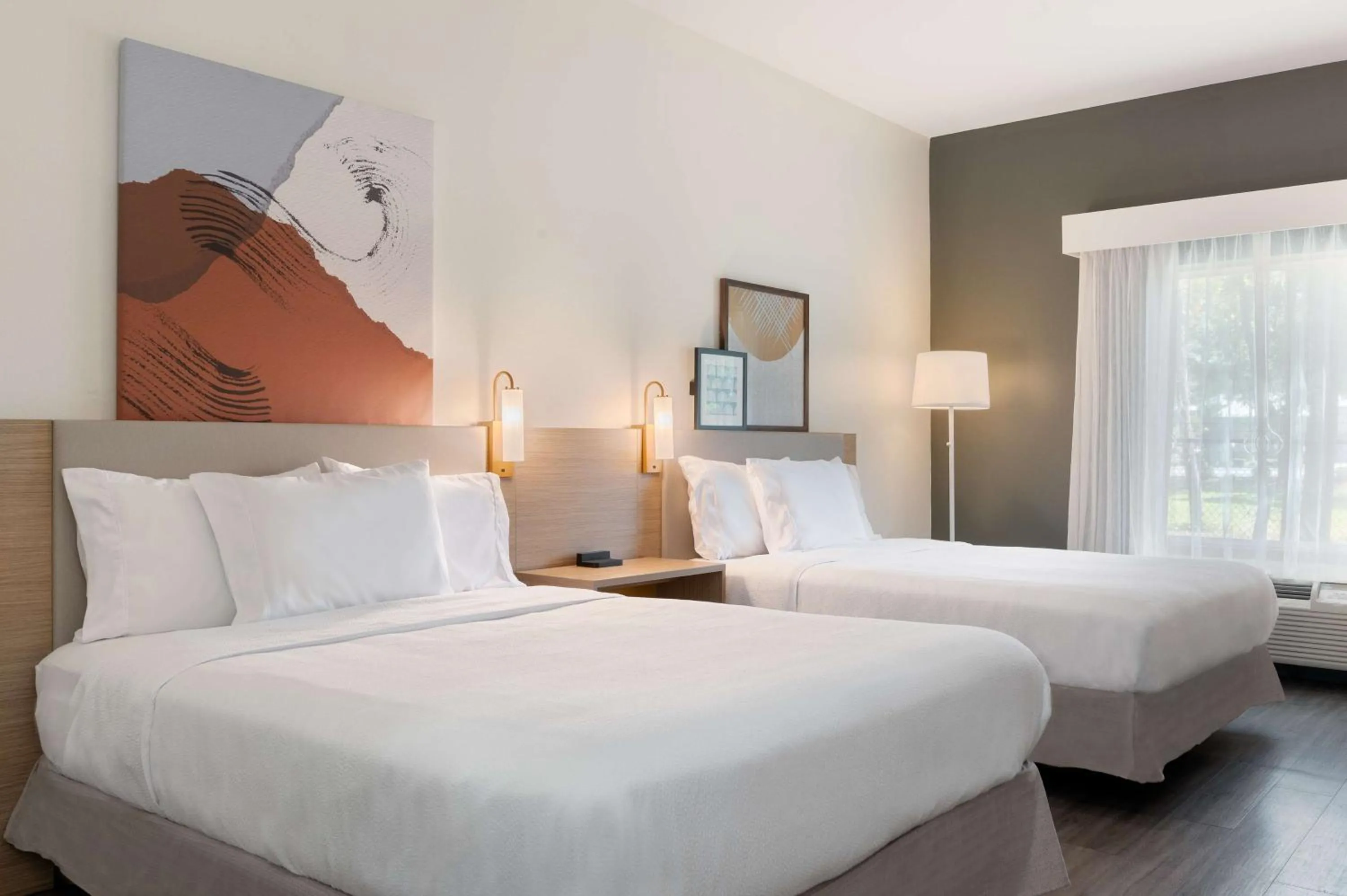 Bed in Spark by Hilton Savannah South I-95