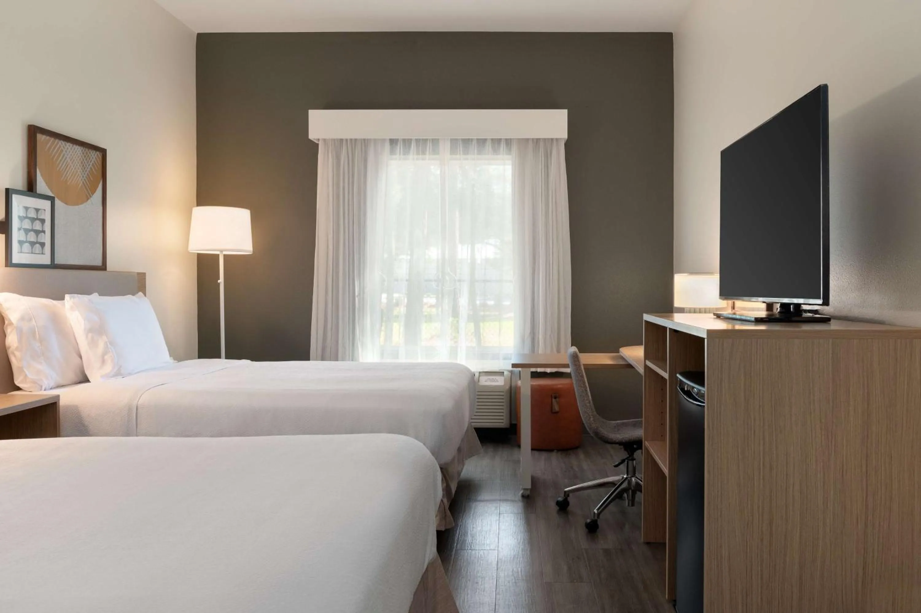 Bed in Spark by Hilton Savannah South I-95