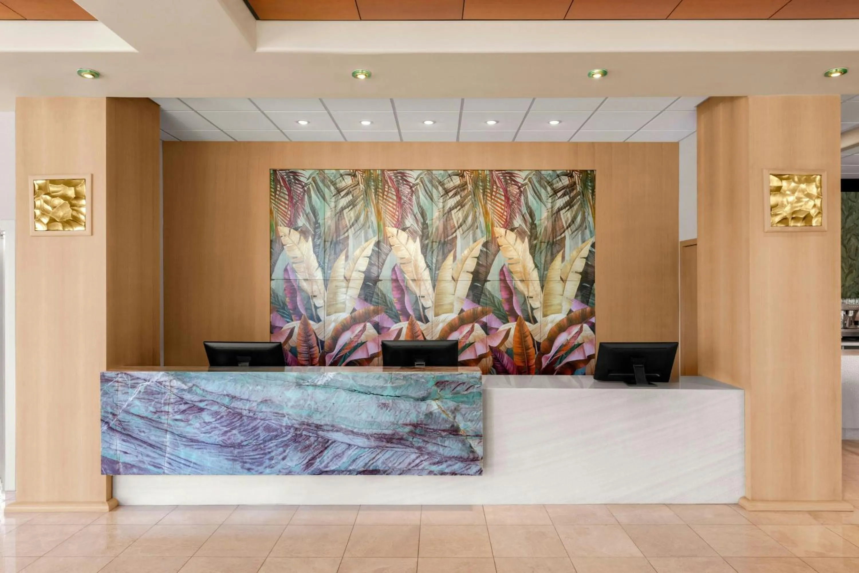 Lobby or reception in Sheraton La Jolla