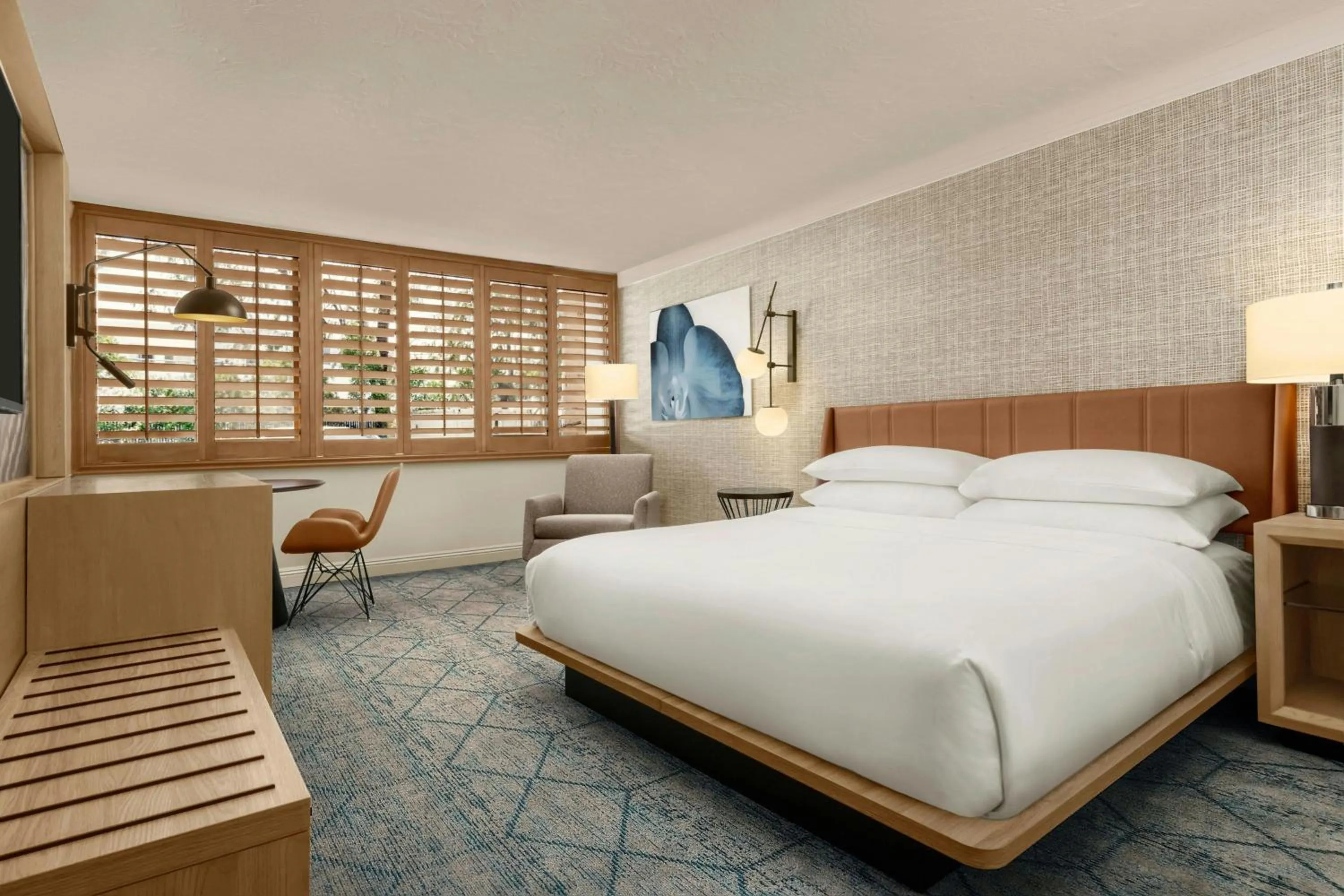 Photo of the whole room, Bed in Sheraton La Jolla