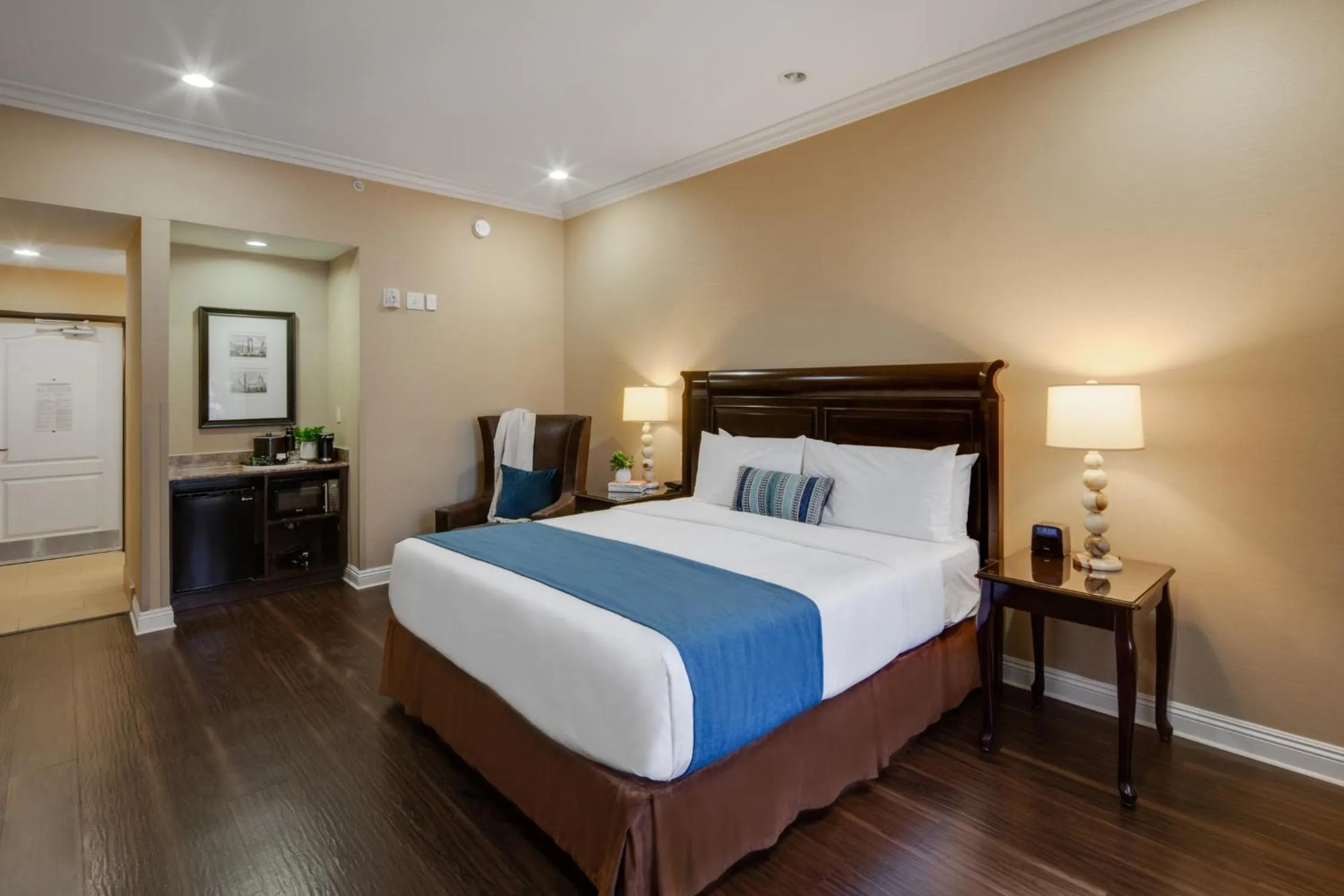 King Room - Disability Access in Ayres Hotel & Spa Moreno Valley/Riverside
