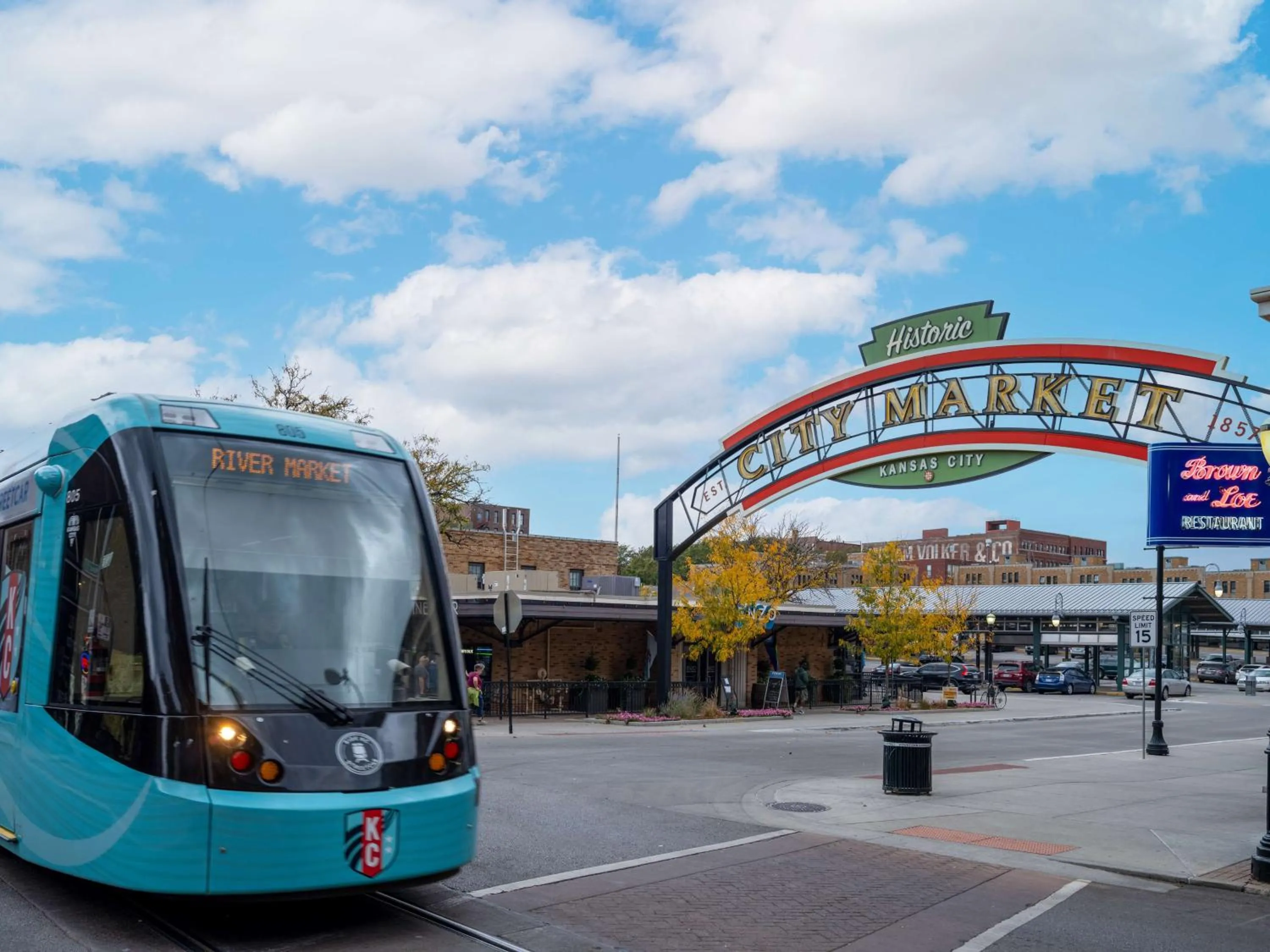 Location in Hyatt Place Kansas City/Overland Park/Metcalf