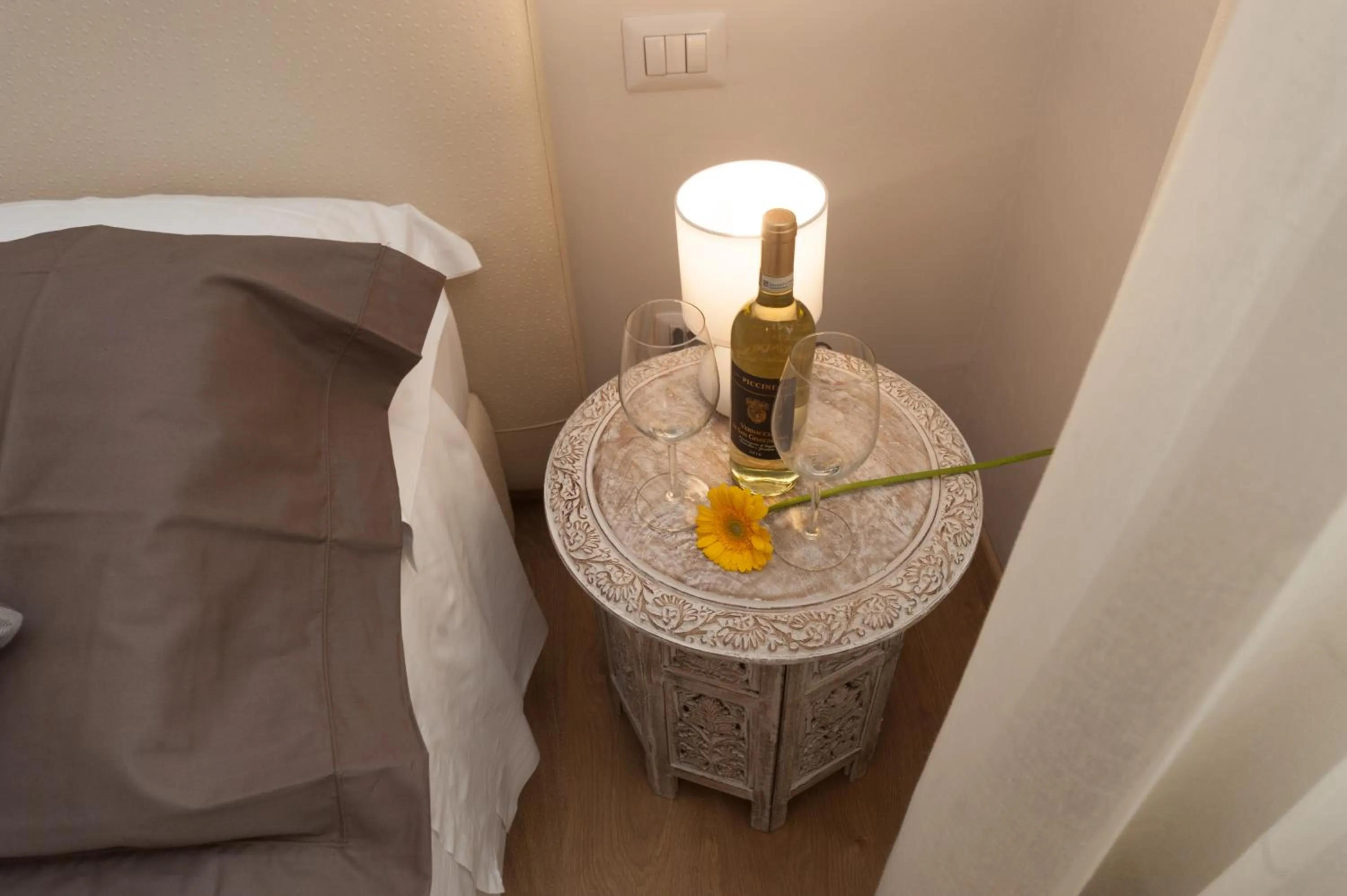 Decorative detail, Bed in La Porta del Paradiso