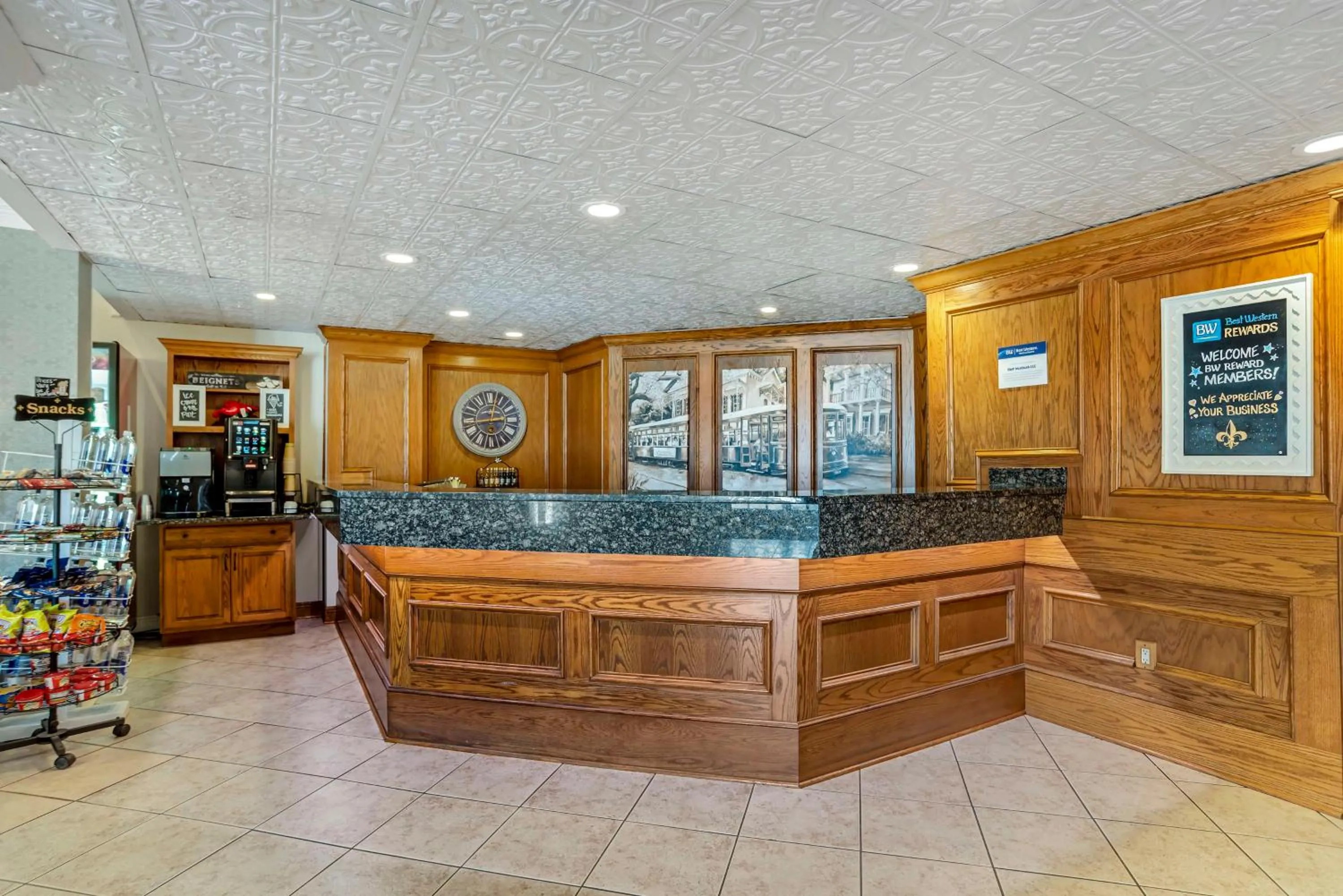 Lobby or reception in Best Western Plus Westbank